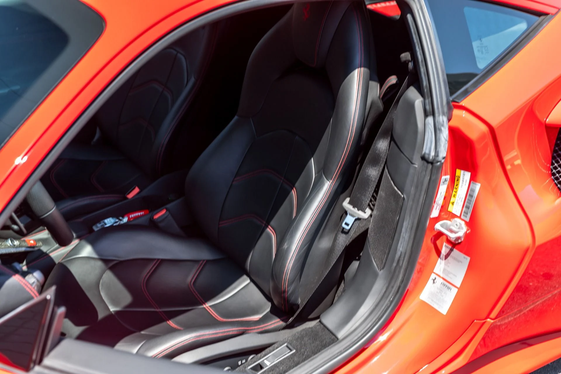 mph046_1255003431_Used_2016_Ferrari_488_GTB_1754854753_2cb316351a