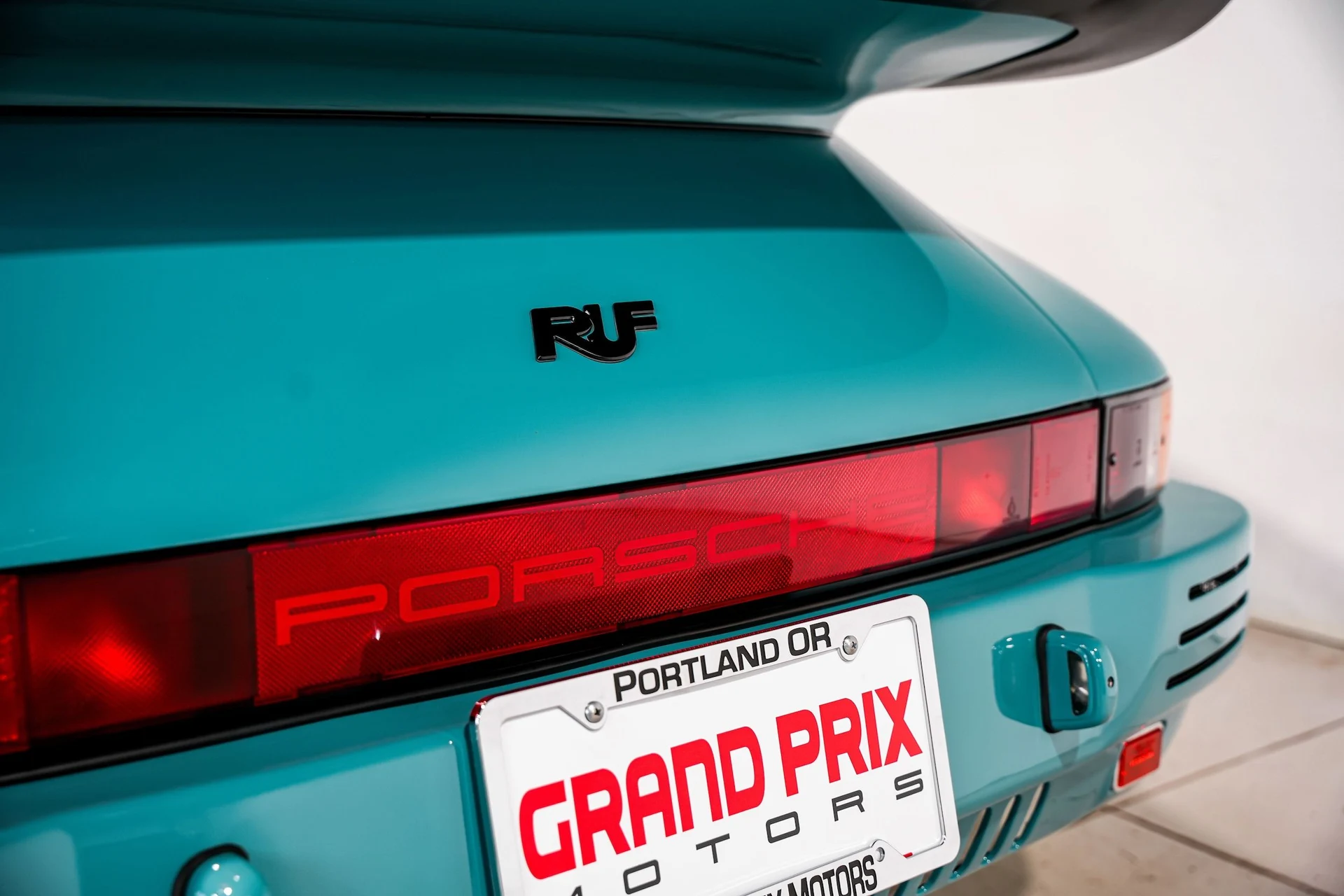 mph046_1293808097_b92e1f2eee0107ad6c3c7a4d08024e2ax_4aab35c7d1