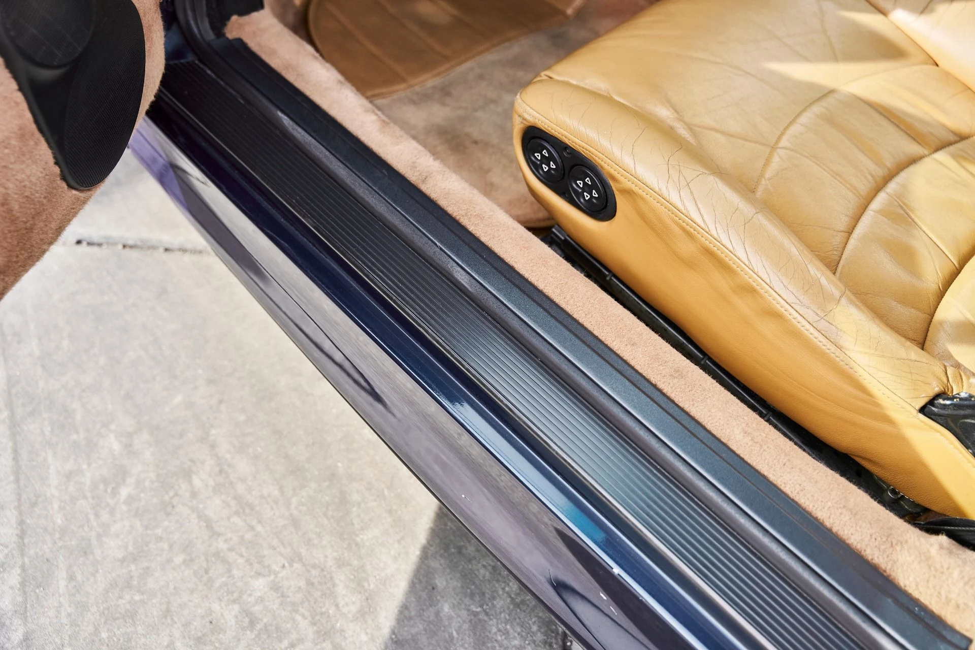 mph046_1298994825_Used_1997_Porsche_911_Turbo_1770864831_11e800d28b