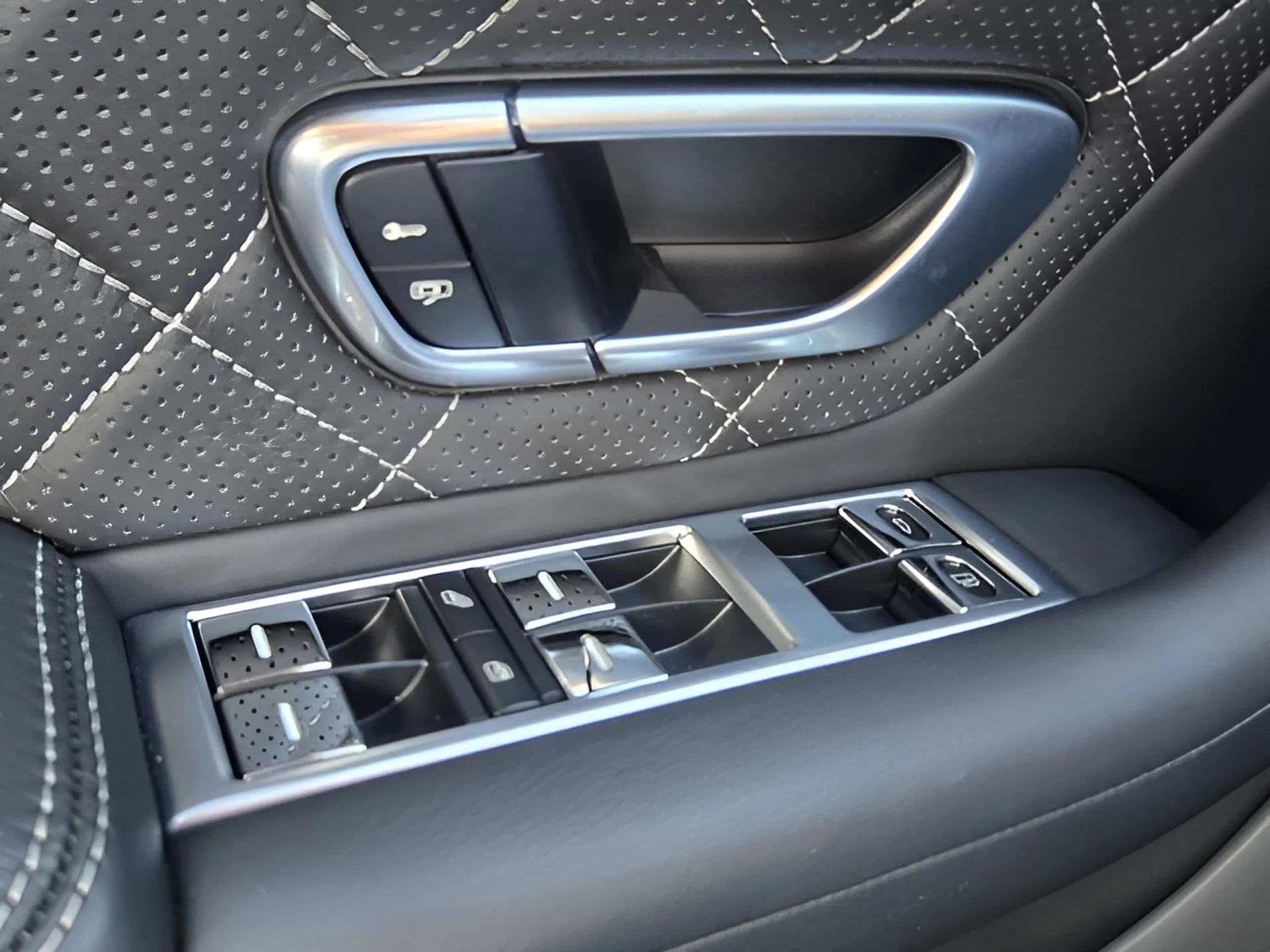 mph046_1362813620_6613450e3865125d6941a06614916da0x_627e3cc96e