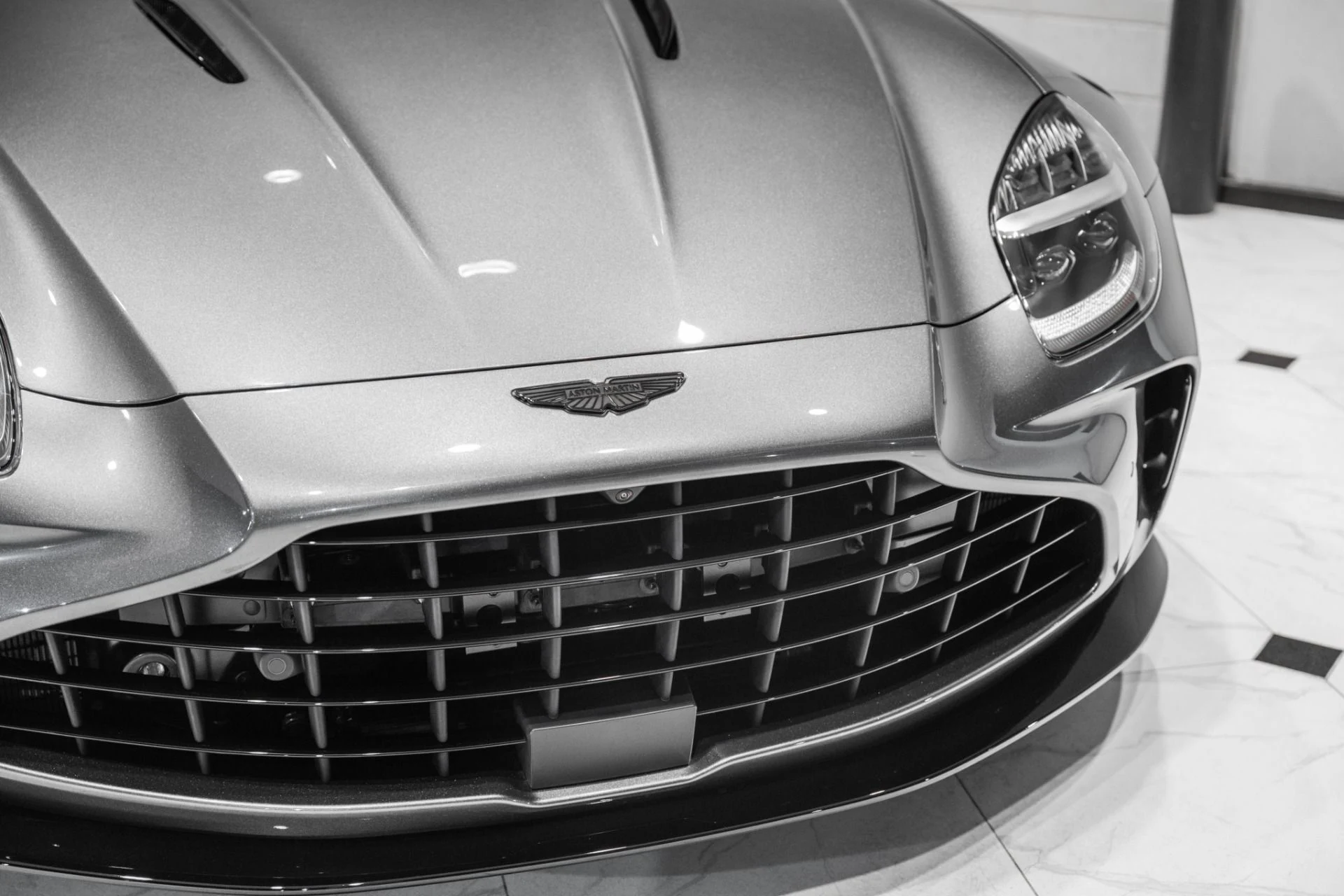mph046_1366682192_New_2026_Aston_Martin_Vantage_S_Roadster_1781710723_d5bad99c50