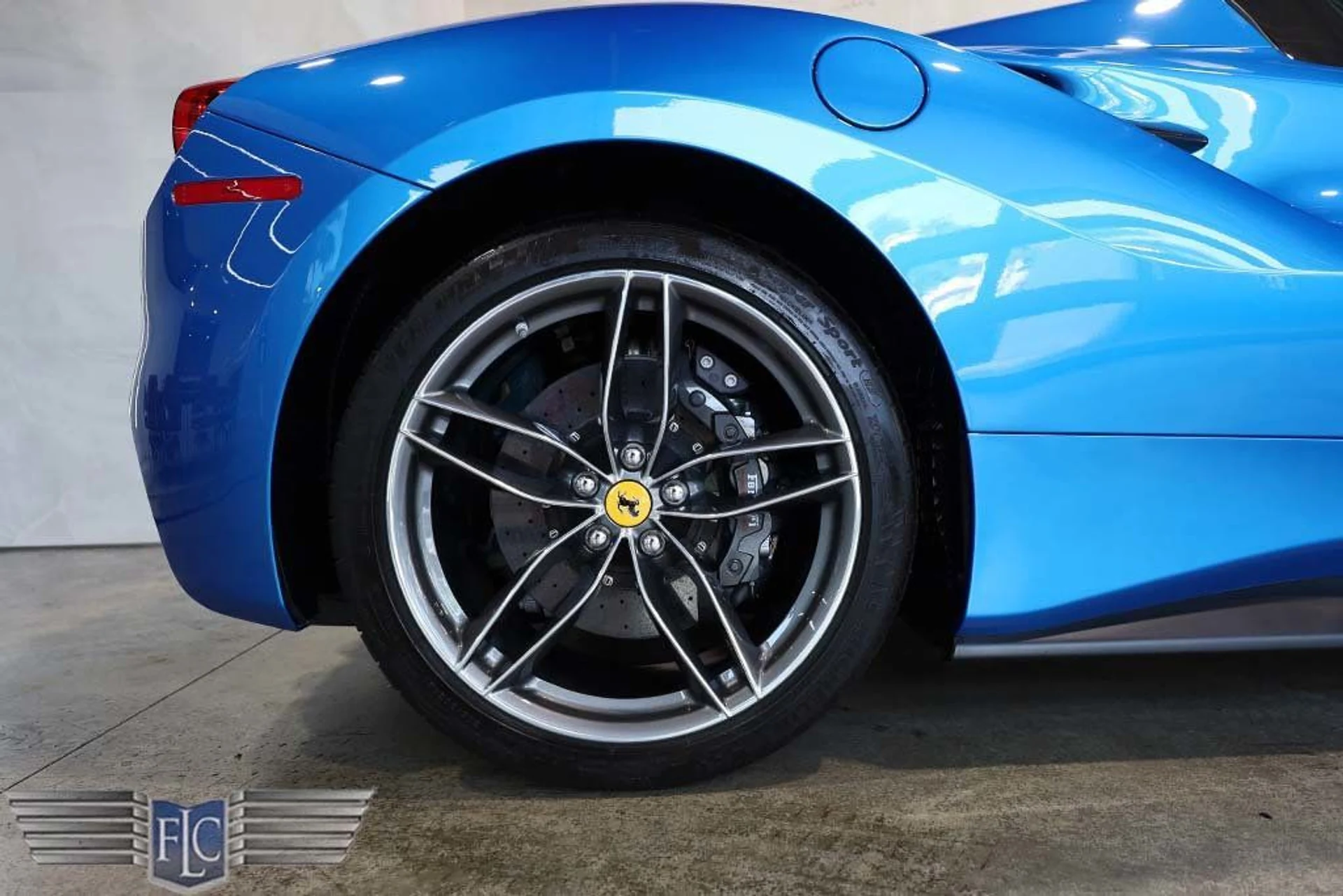 mph046_138580063_used_2018_ferrari_488_spider_convertible_9689_23001785_47_1024_85eacbe5c0