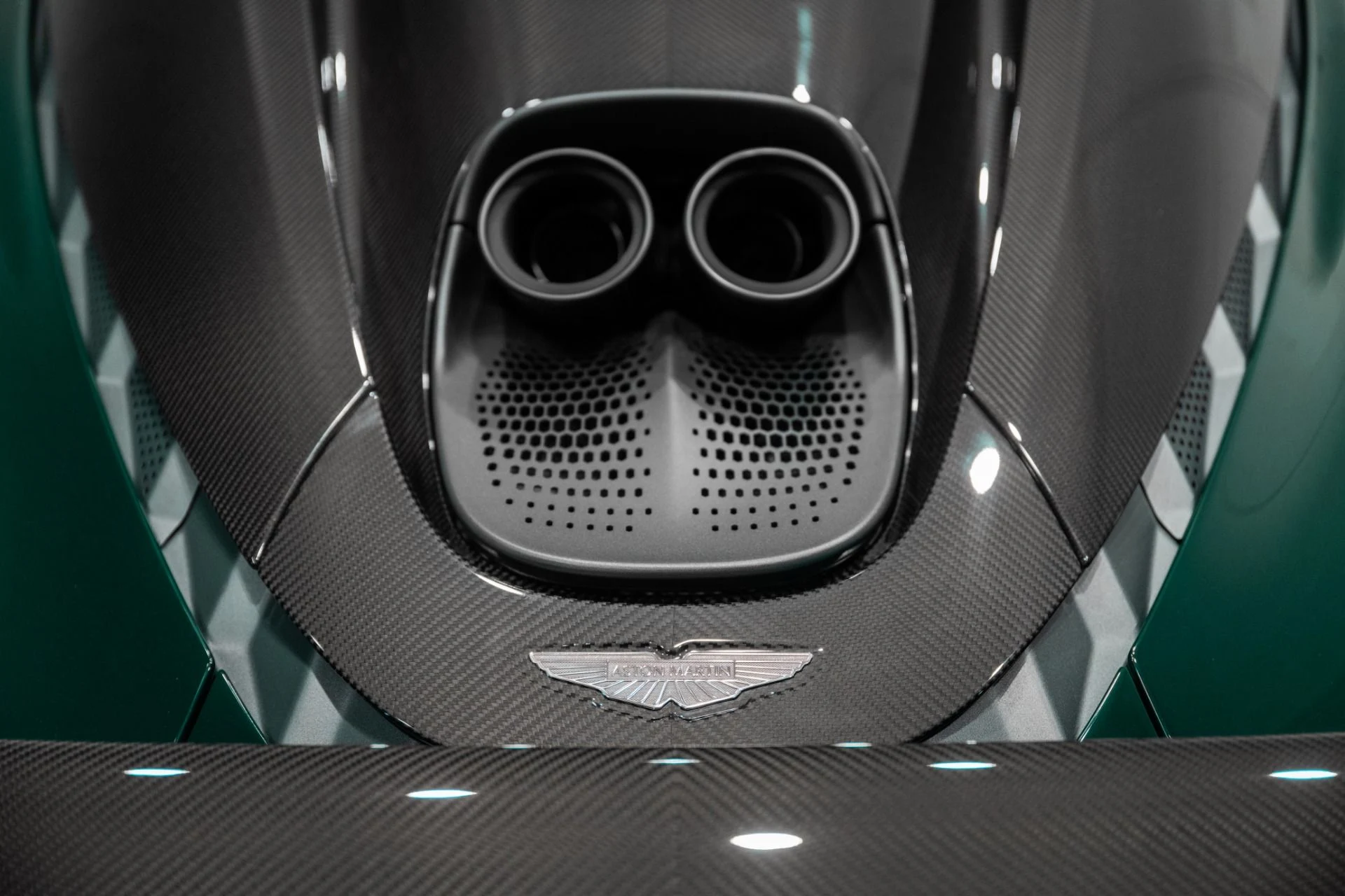 mph046_1392914936_New_2026_ASTON_MARTIN_VALHALLA_COUPE_1775321272_ee0cfe8535