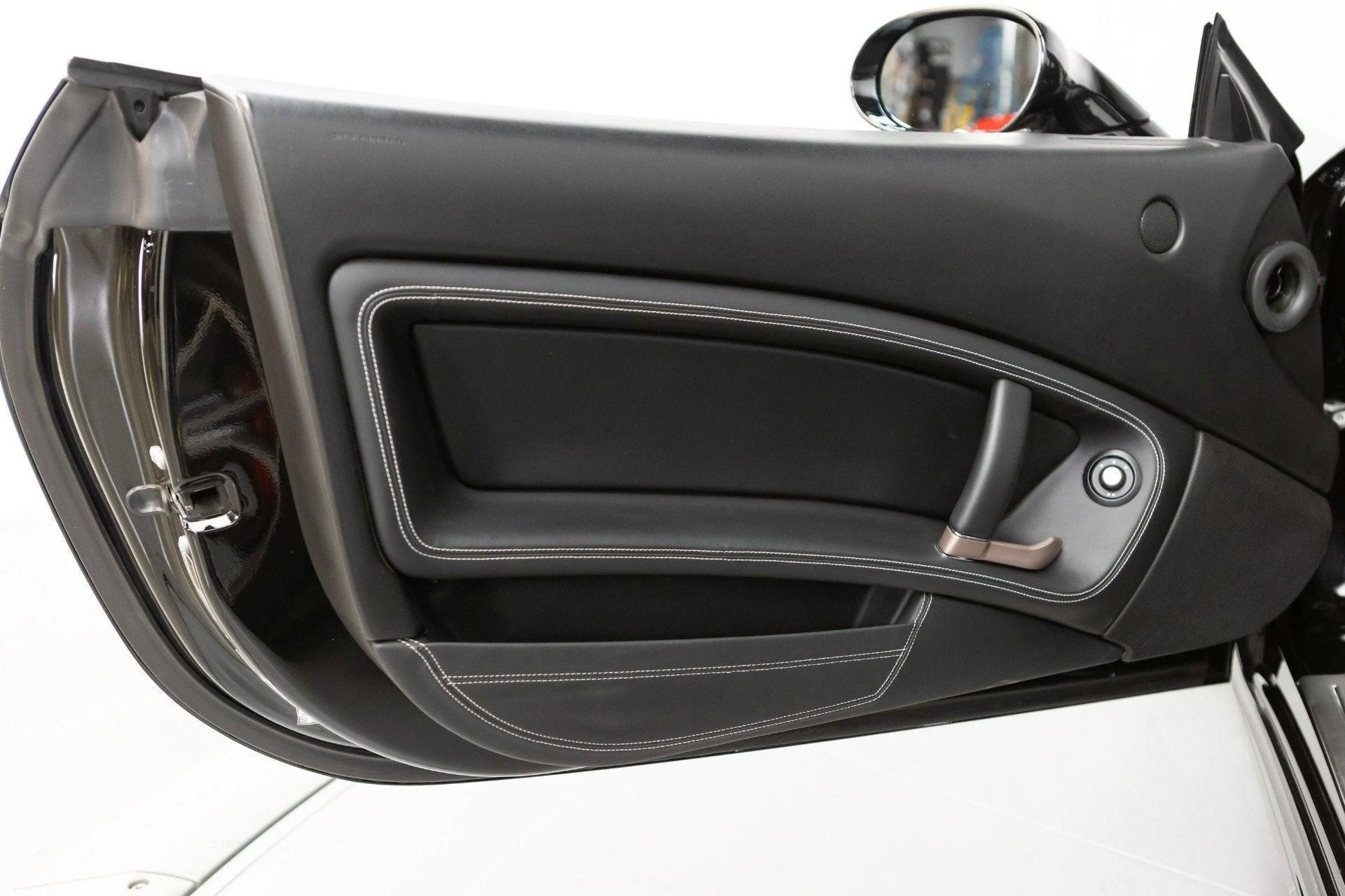 mph046_1404657173_Used_2010_Ferrari_California_1777368005_0853d1a361