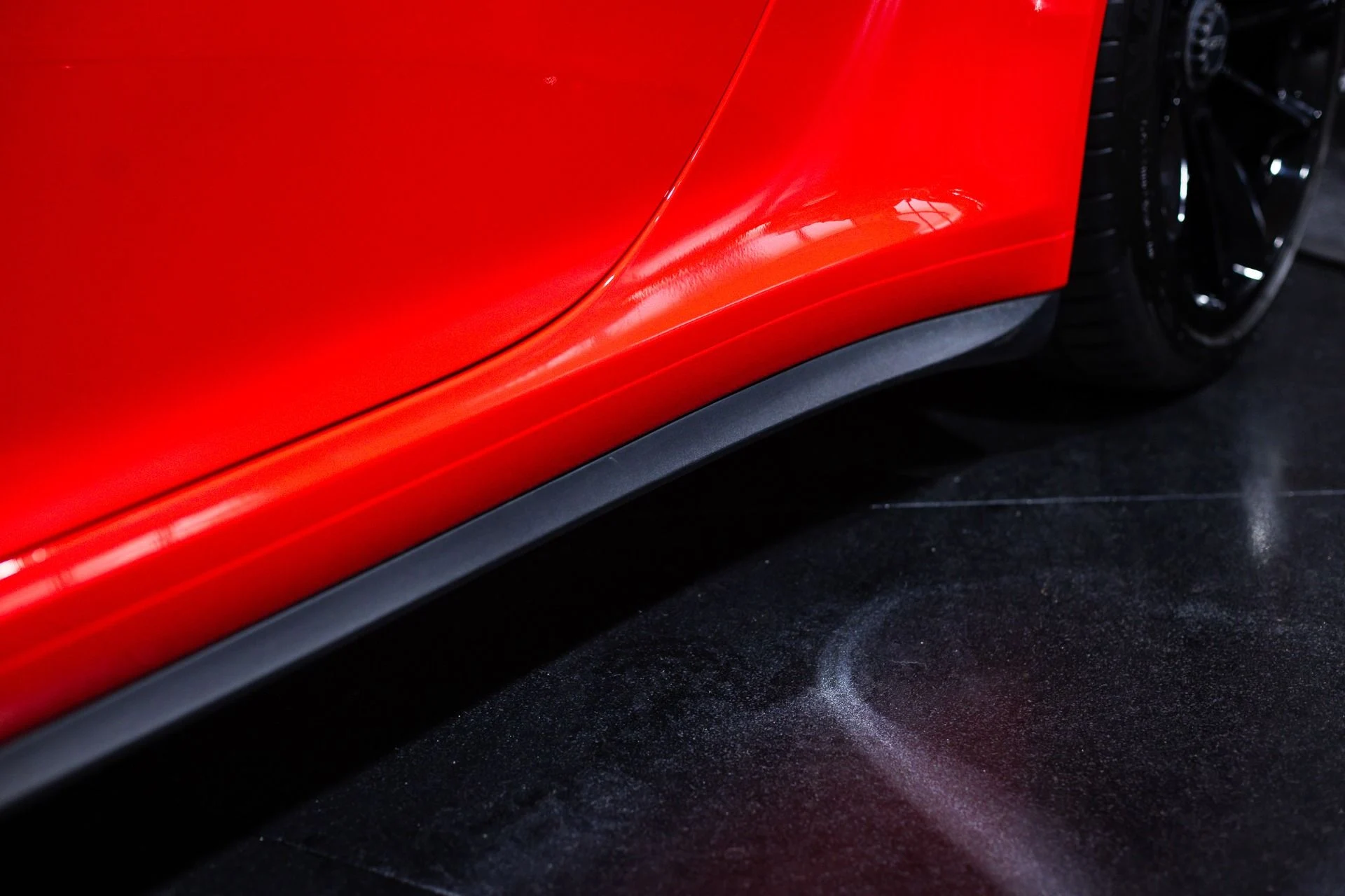 mph046_1413355279_Used_2014_Porsche_911_GT_3_Updated_G_Motor_Guards_Red_1774500822_5aa40d10c2