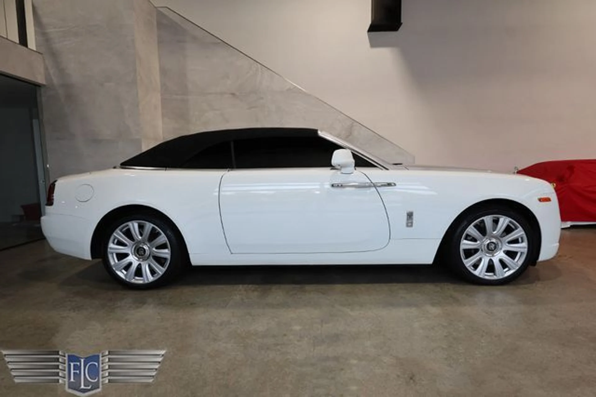 mph046_1415572411_used_2017_rolls_royce_dawn_convertible_9689_23039198_51_640_13dbc7303b
