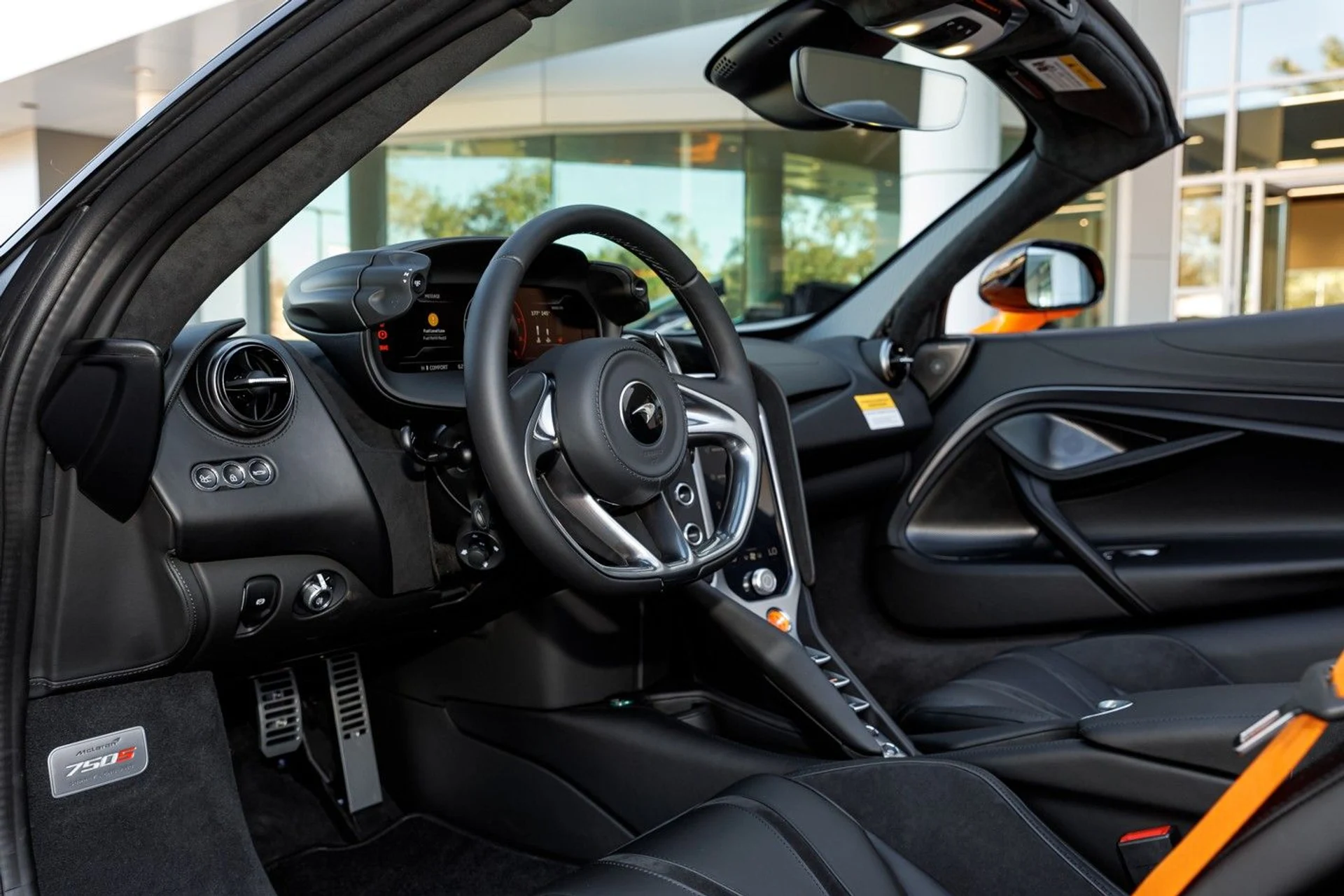 mph046_1426941461_651_p59_l_7e552e4d24