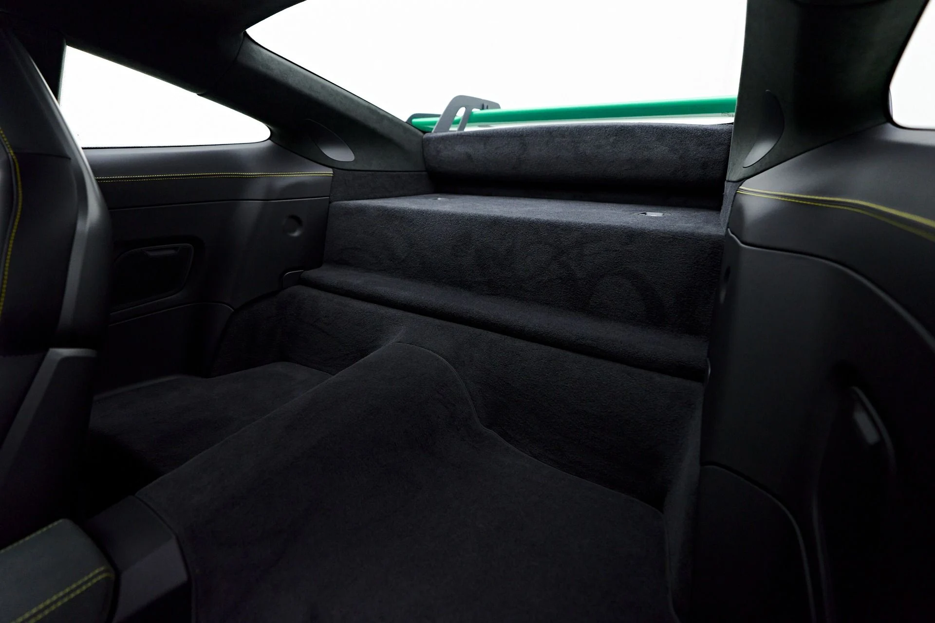 mph046_1430877200_Used_2022_Porsche_911_GT_3_1763574748_d1ebdf44e5