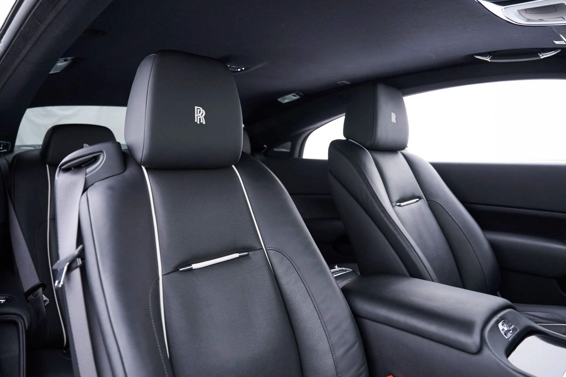 mph046_146580555_Used_2015_Rolls_Royce_Wraith_Base_1792603006_d7274c2491
