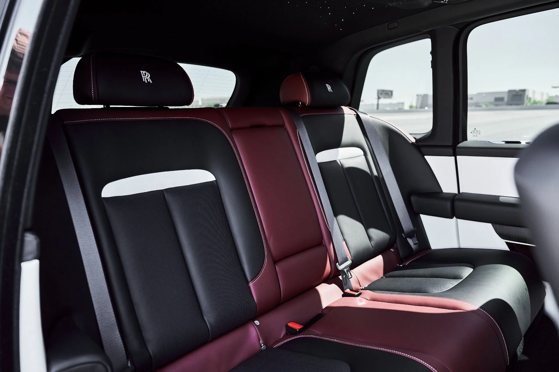 mph046_1484019526_Used_2026_Rolls_Royce_Cullinan_1774544532_8351890a38