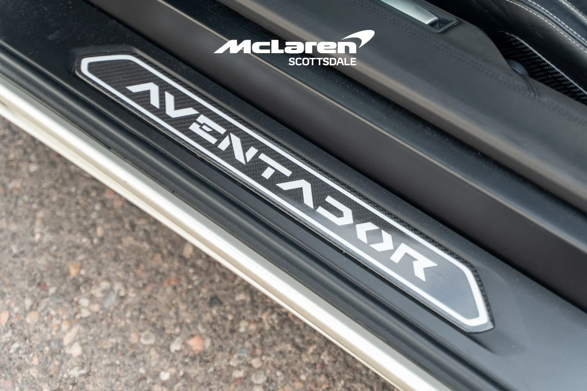 mph046_1490494078_Used_2015_LAMBORGHINI_AVENTADOR_LP_700_4_1771652889_cd85b5c292