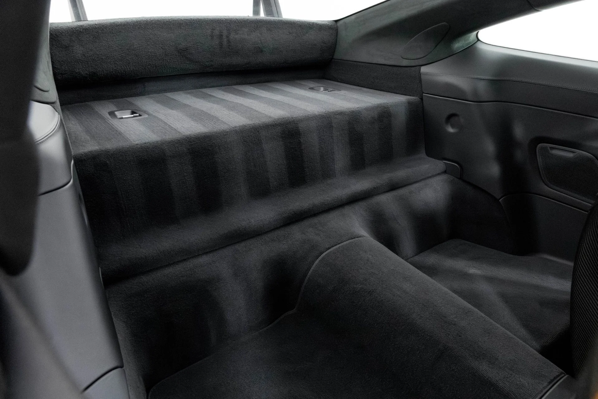 mph046_1497106540_Used_2025_Porsche_911_GT_3_RS_1764100573_ae794bb78d