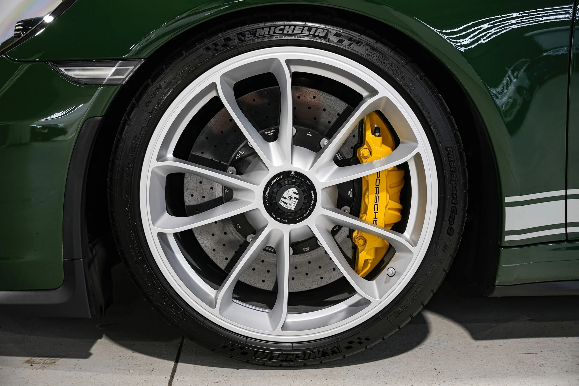 mph046_1525065470_e2c8674bee6c3f71e16a7c42a8365968x_060aa0f06b