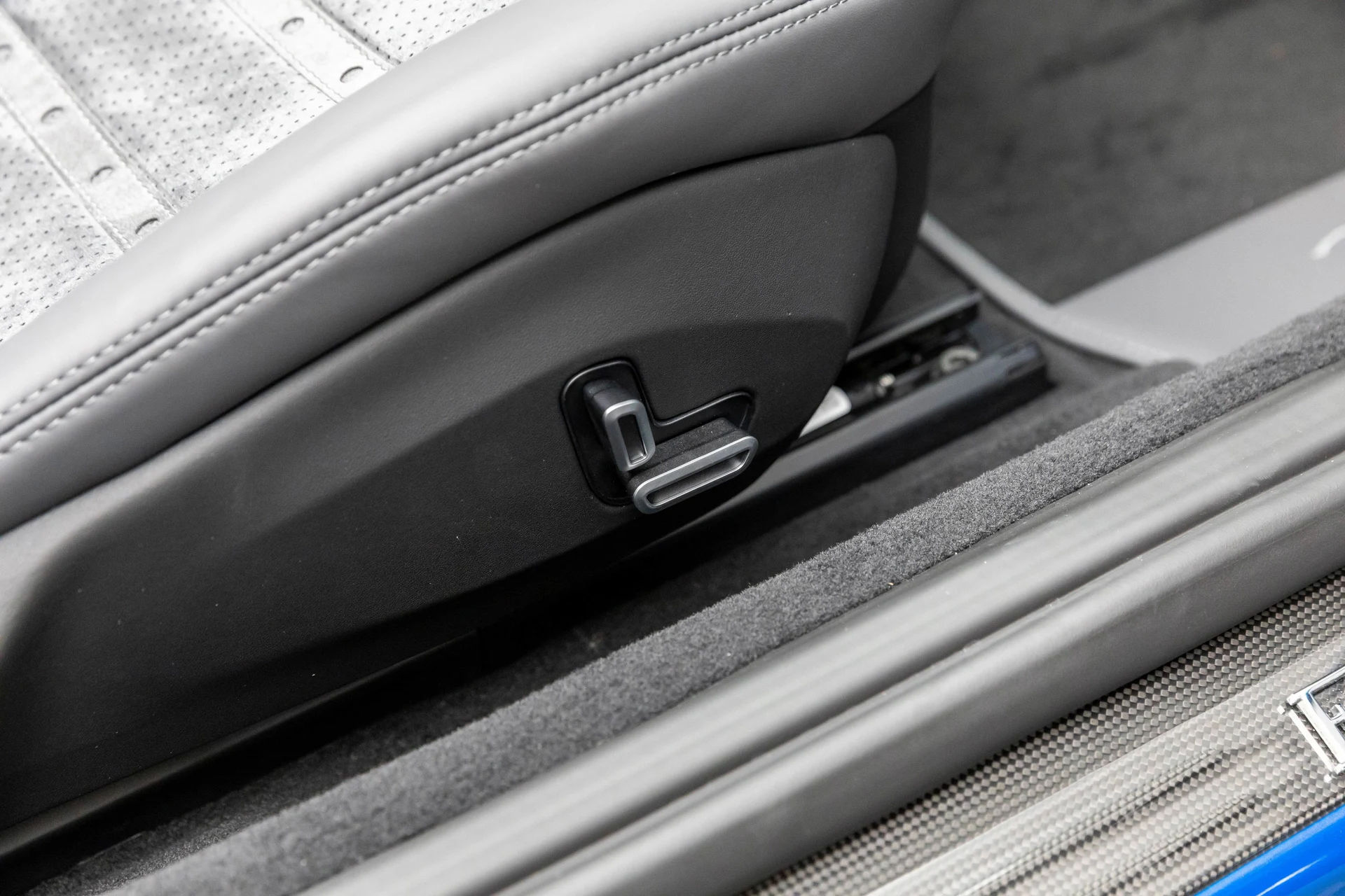 mph046_1537718591_e466962fbb2345ac968057095b134cc3_5fdb4b7e48