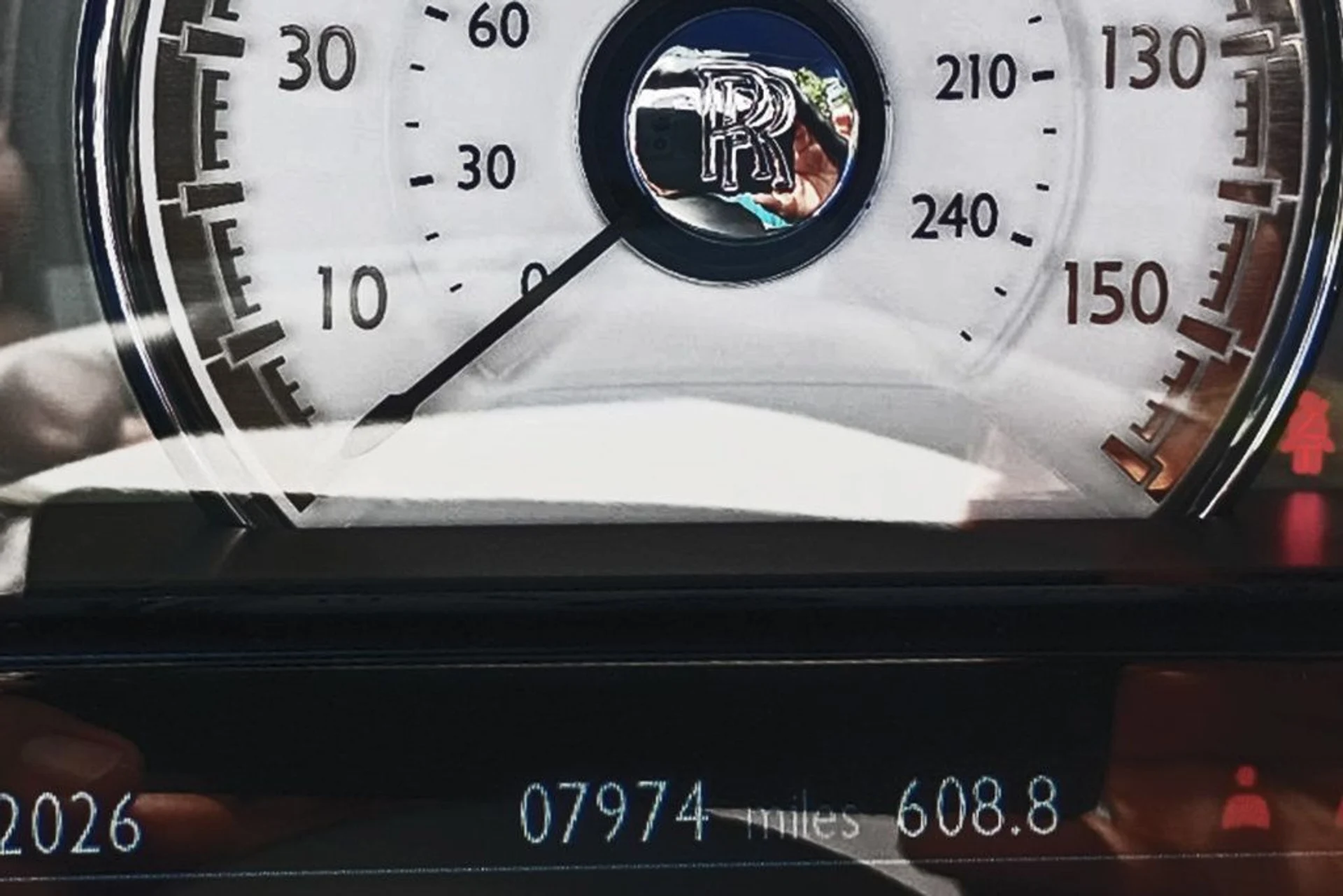 mph046_154573251_used_2020_rolls_royce_dawn_convertible_9689_22662057_47_1024_35a108fc25