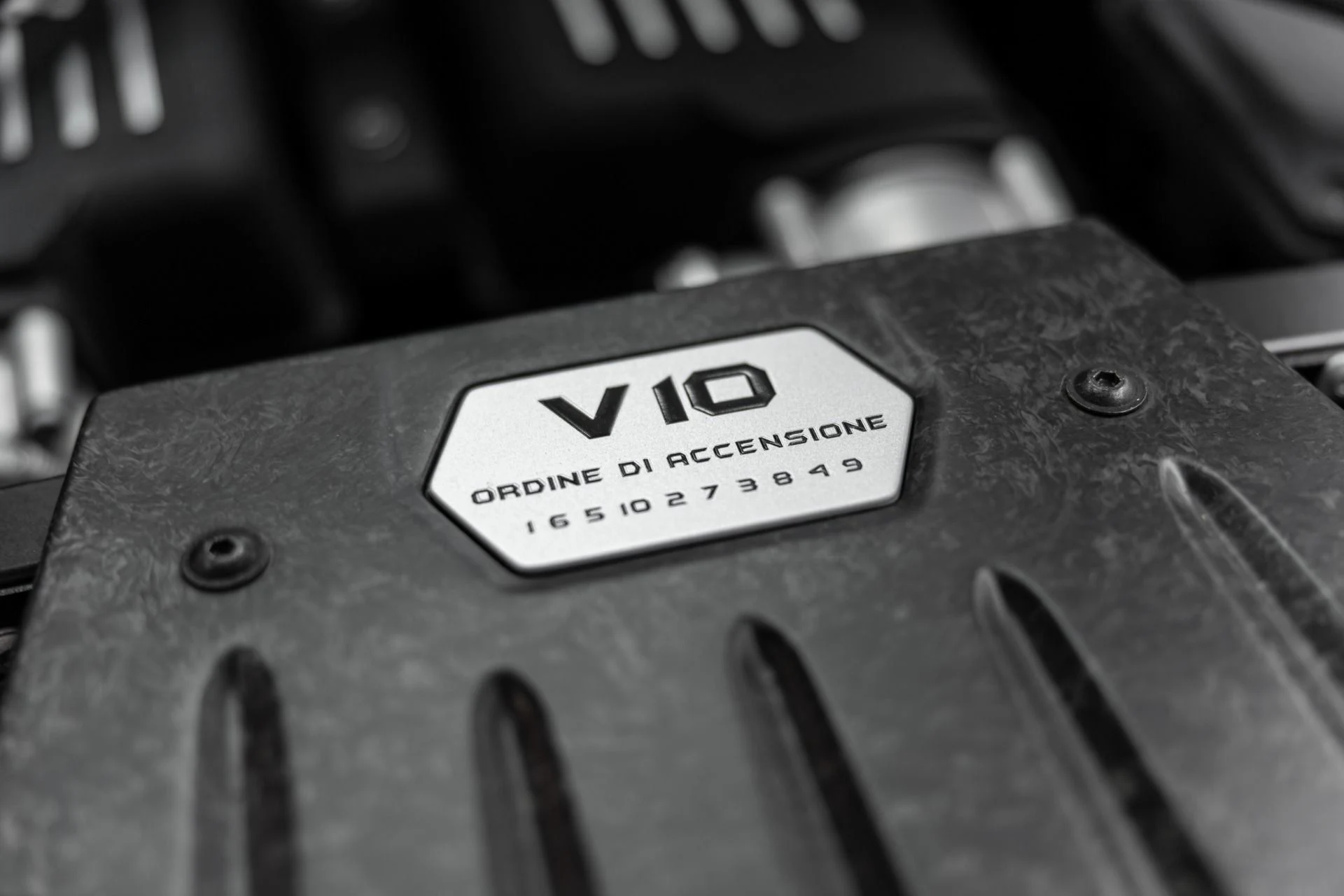 mph046_1558180158_Used_2017_Lamborghini_Huracan_1765410503_41cf06d5f2