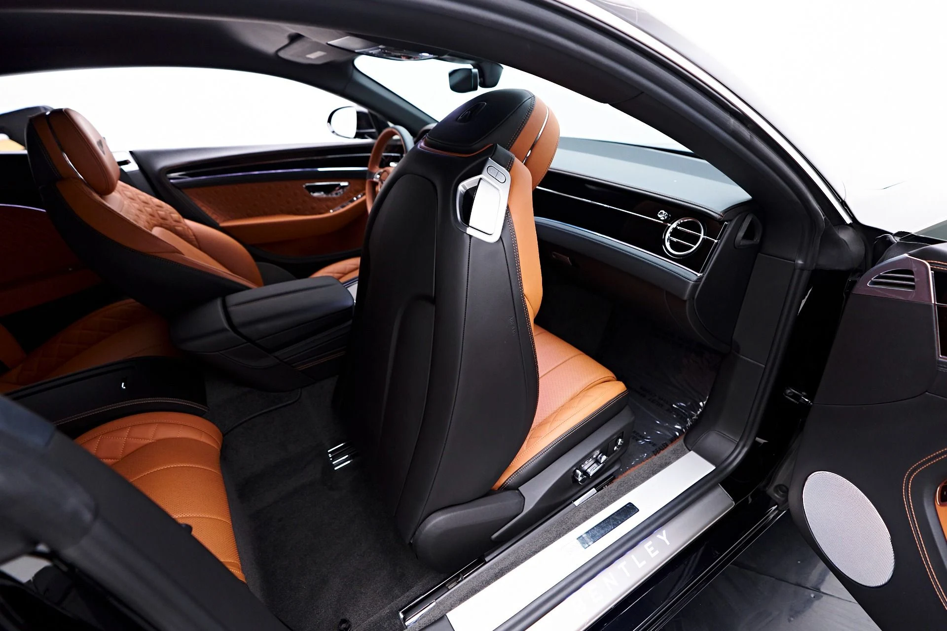 mph046_1572878249_Used_2020_Bentley_Continental_GT_1751074598_df413a22eb