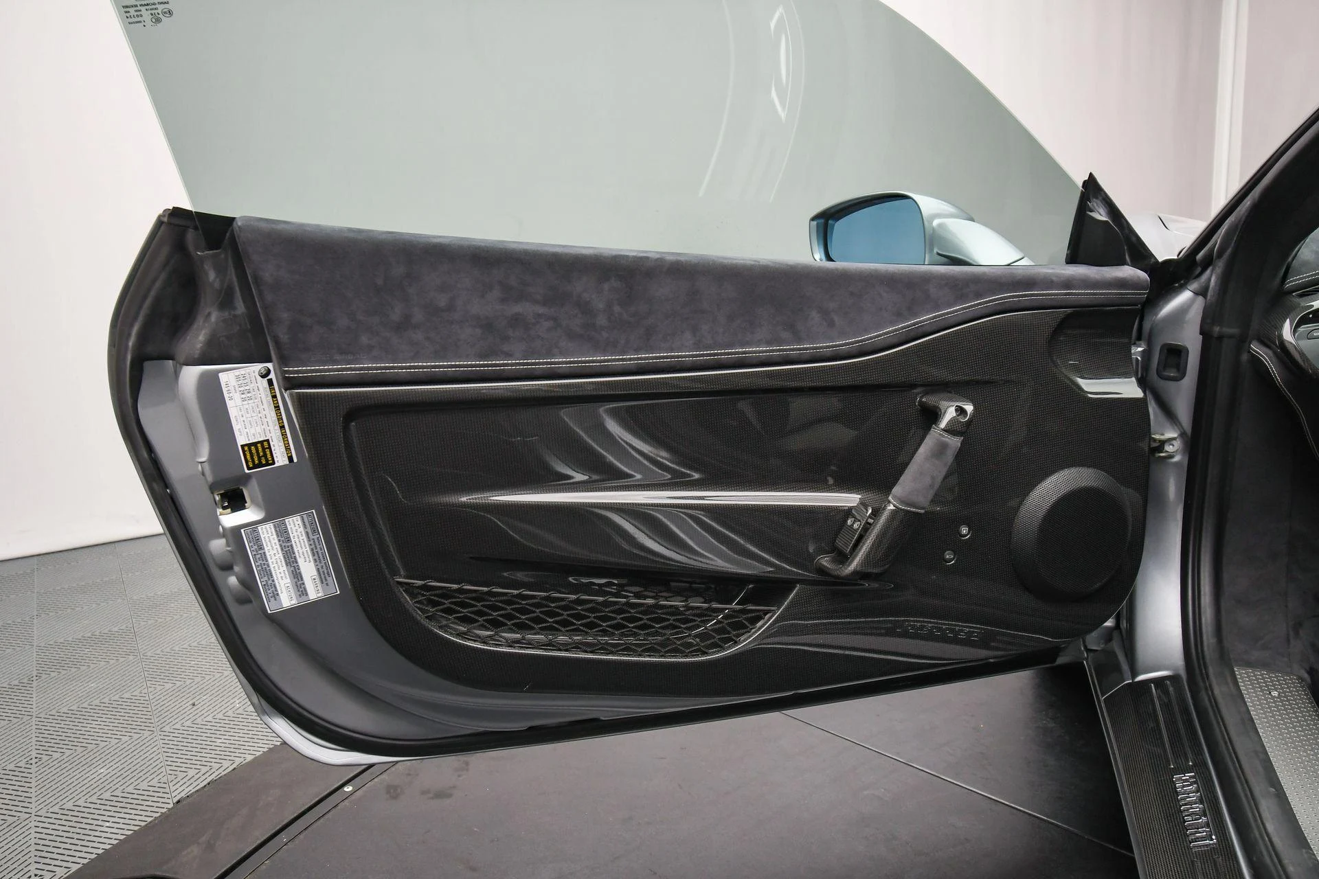 mph046_158518152_Used_2015_Ferrari_458_Italia_Speciale_1757453610_2ef5e369fe