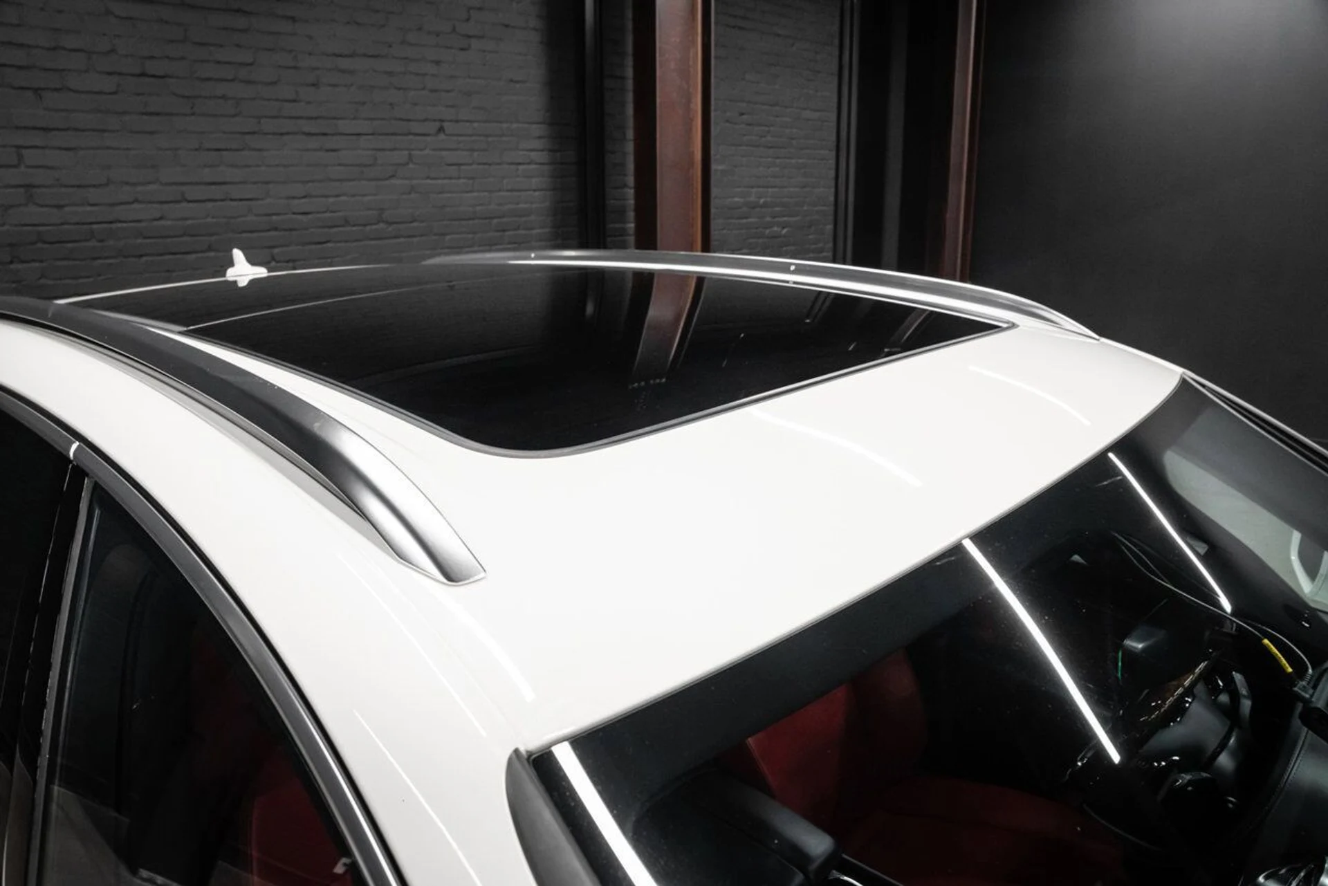 mph046_1597465922_bentley_bentayga_2019_f944c7f7de