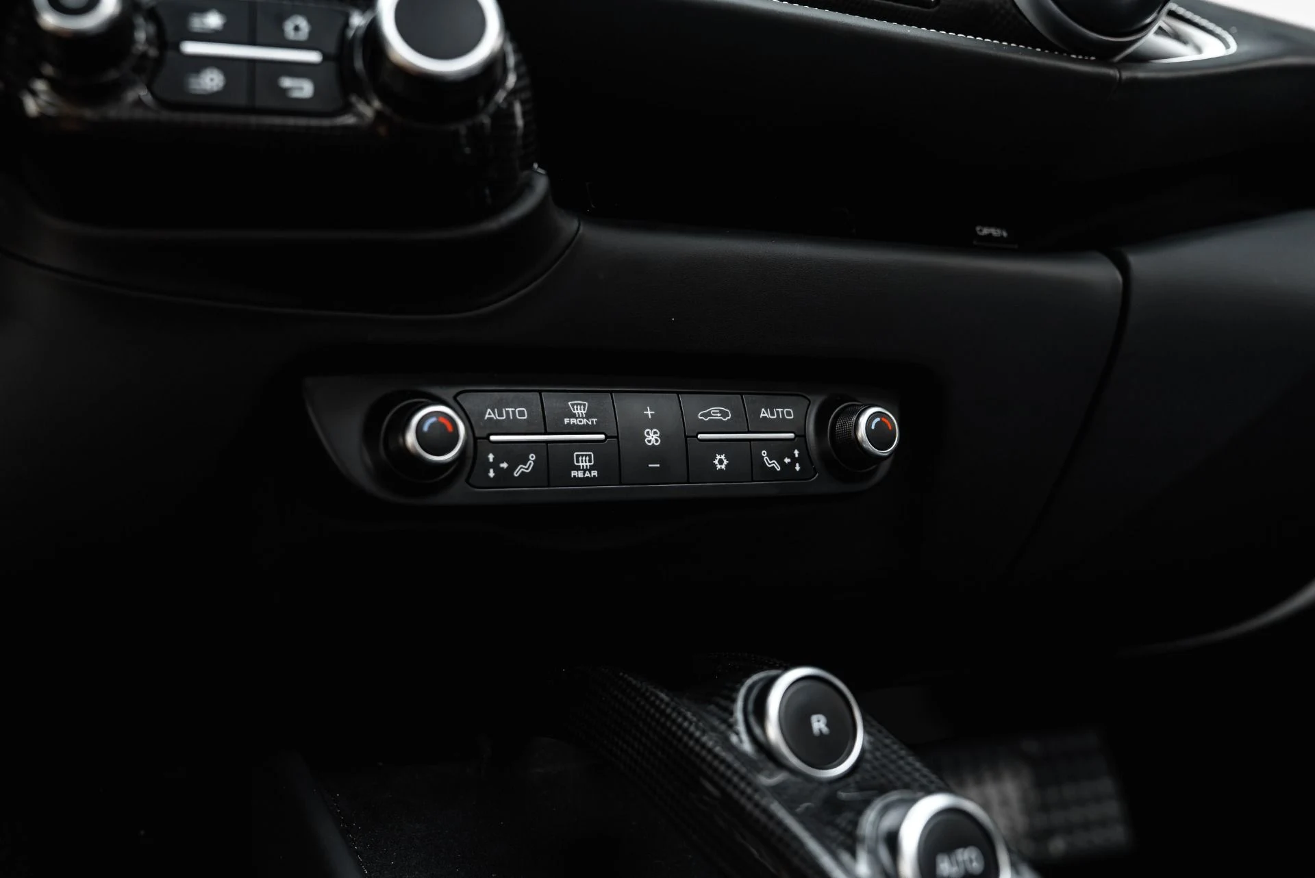 mph046_1641754395_Used_2022_Ferrari_812_GTS_1785863074_c870703557