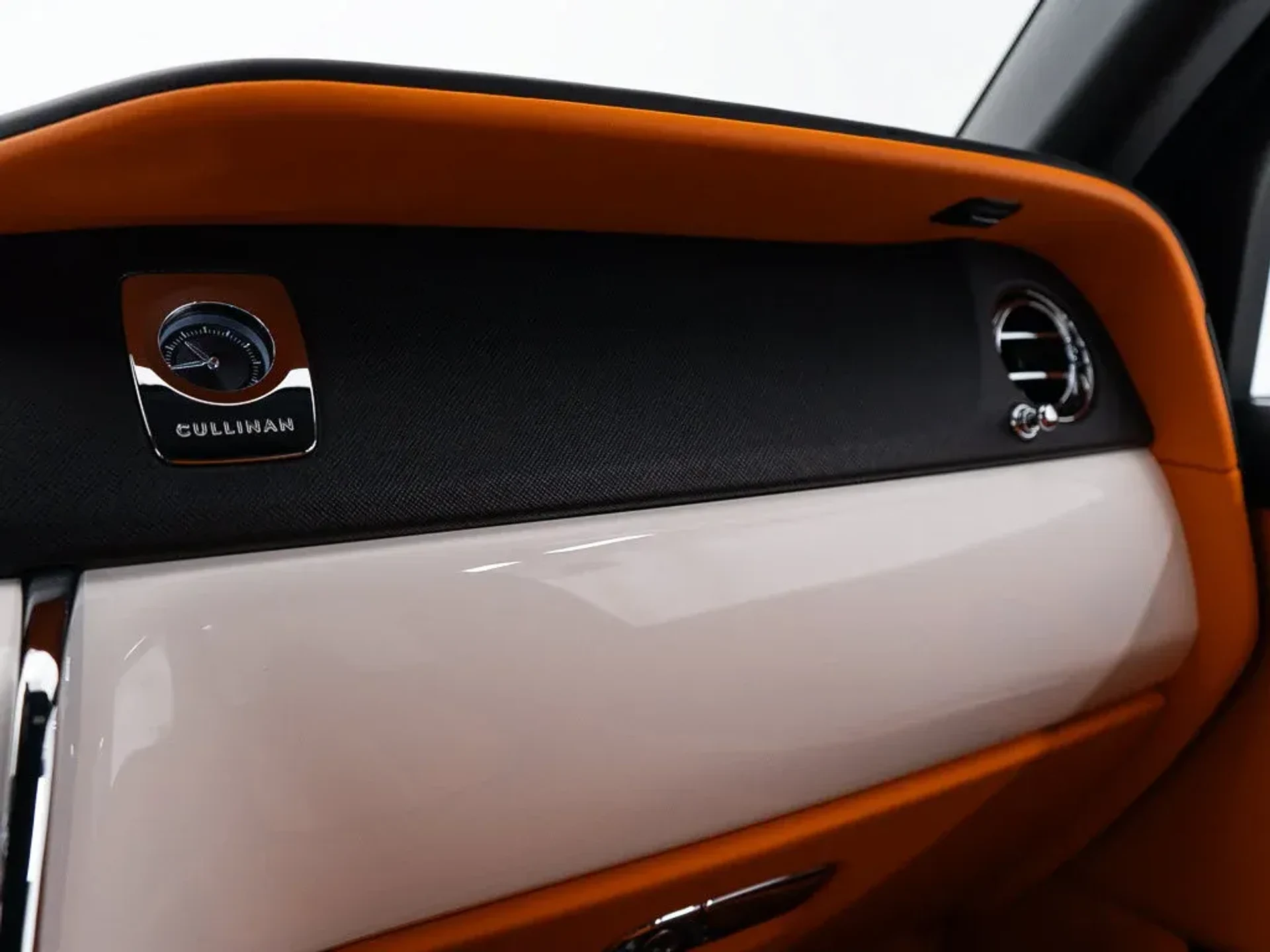 mph046_1649415483_02567e766f1ffc1fa44b6c15ef815b81_282214db5c