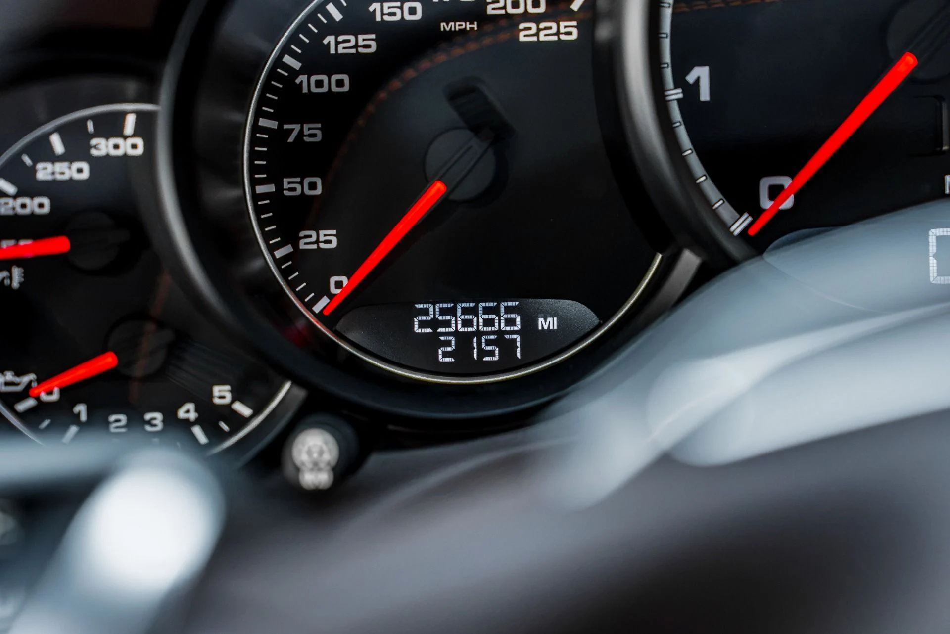 mph046_165002041_Used_2015_Porsche_911_Turbo_S_1783626531_3824756bbd