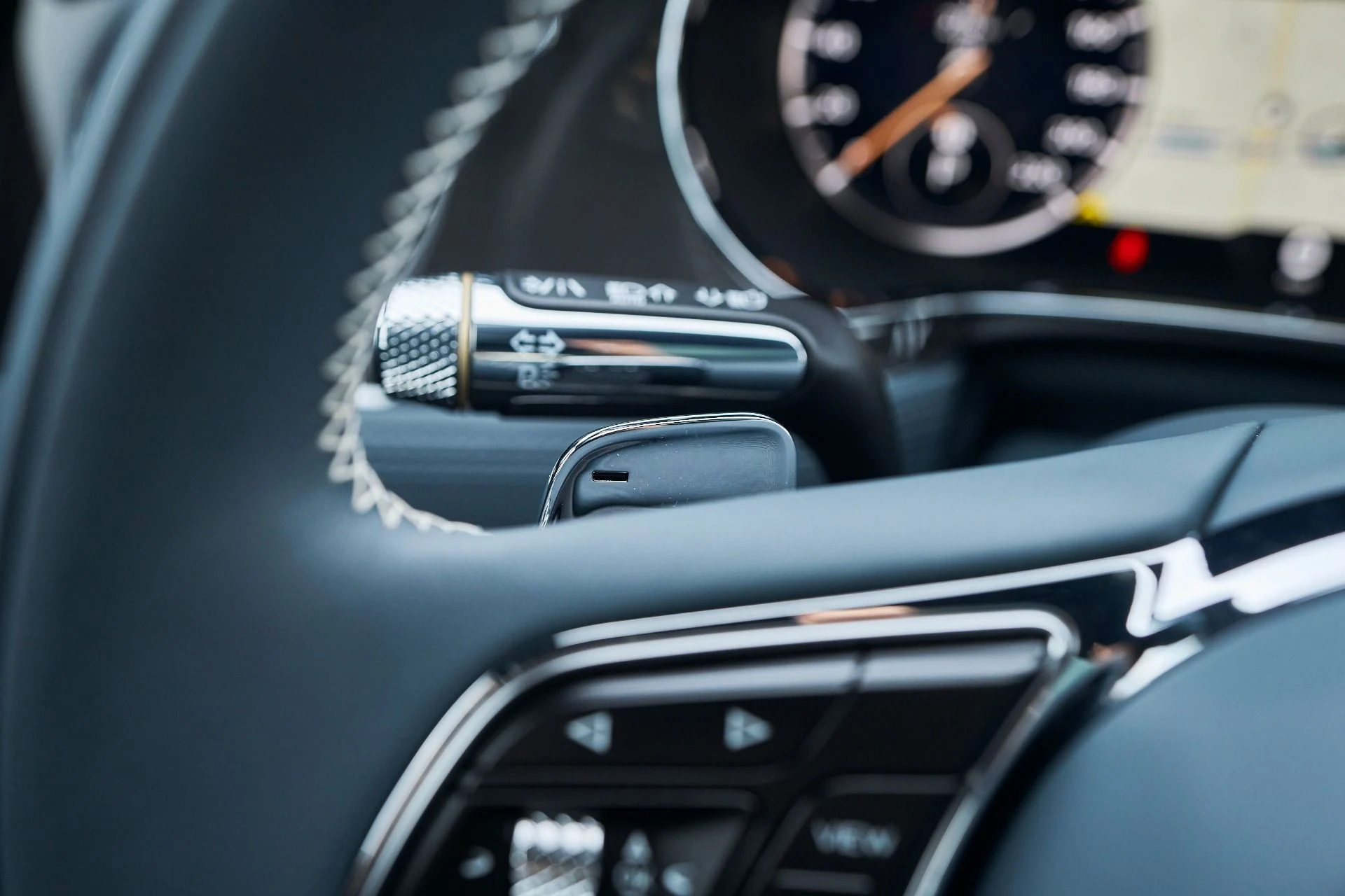 mph046_1658117222_Used_2023_Bentley_Continental_GT_Azure_1761756025_fb027651b0