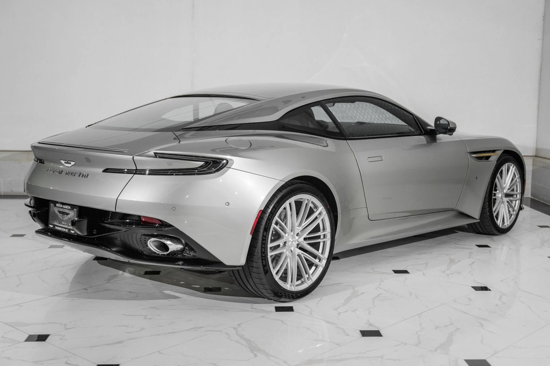 mph046_1663968170_New_2026_Aston_Martin_DB_12_Gold_Finger_V8_1764191230_aa47dfd9c7