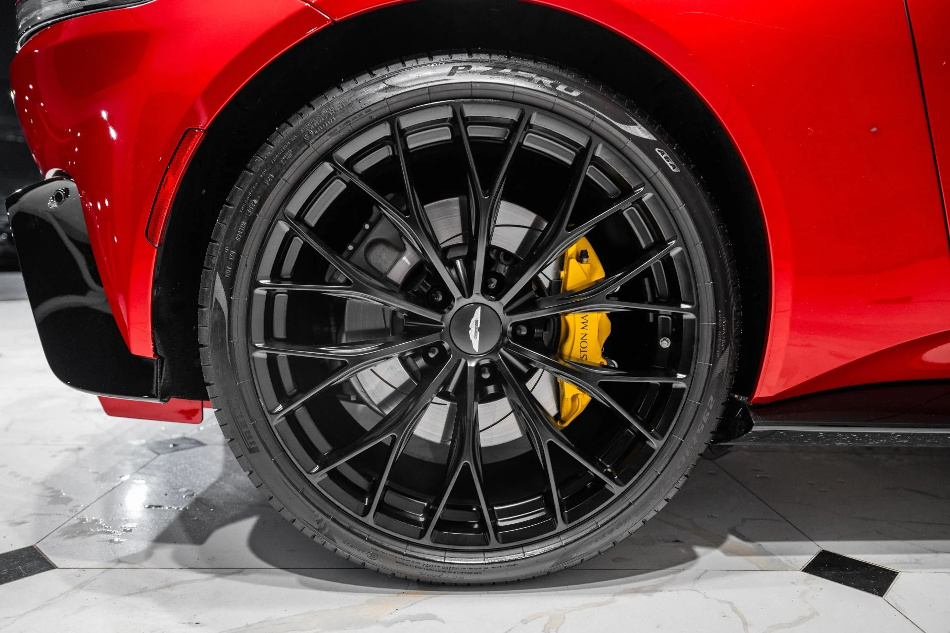 mph046_1675648_Used_2023_Aston_Martin_Vantage_V8_1772854371_66ef0b56c3