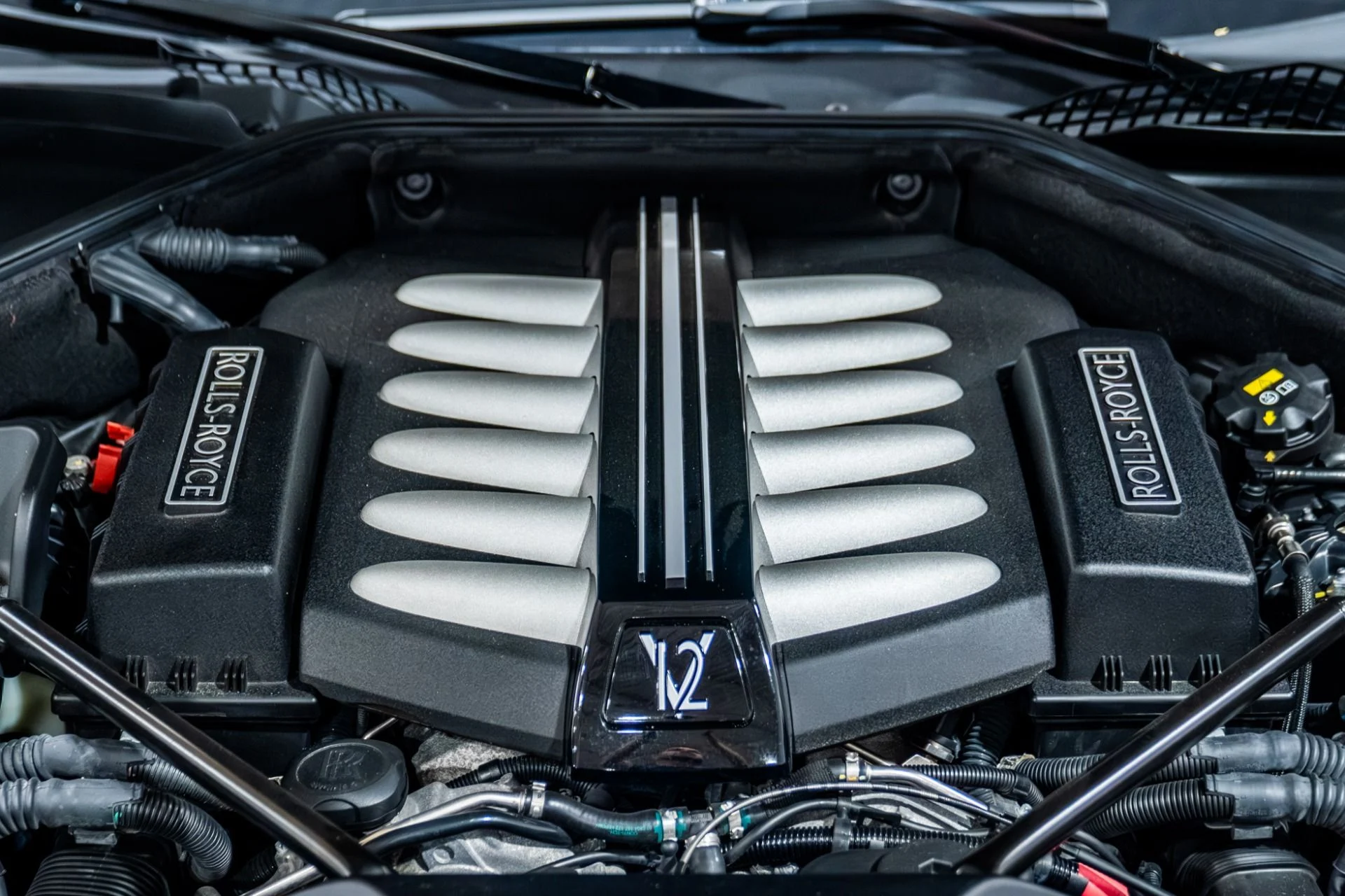 mph046_1696709973_Used_2014_Rolls_Royce_Wraith_360000_MSRP_Starlight_Headliner_24_Wheels_1765745615_0697510d1a