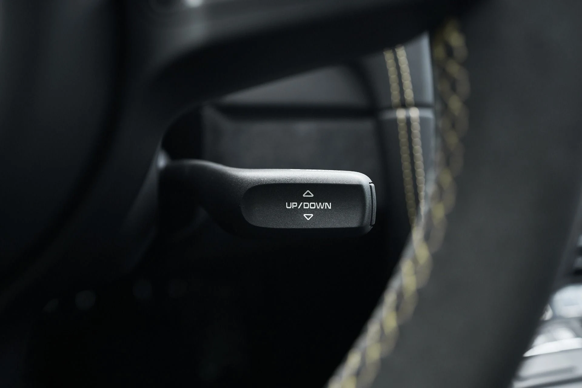 mph046_1708056975_Used_2020_Porsche_718_Cayman_GT_4_1763019547_76d3ff9723