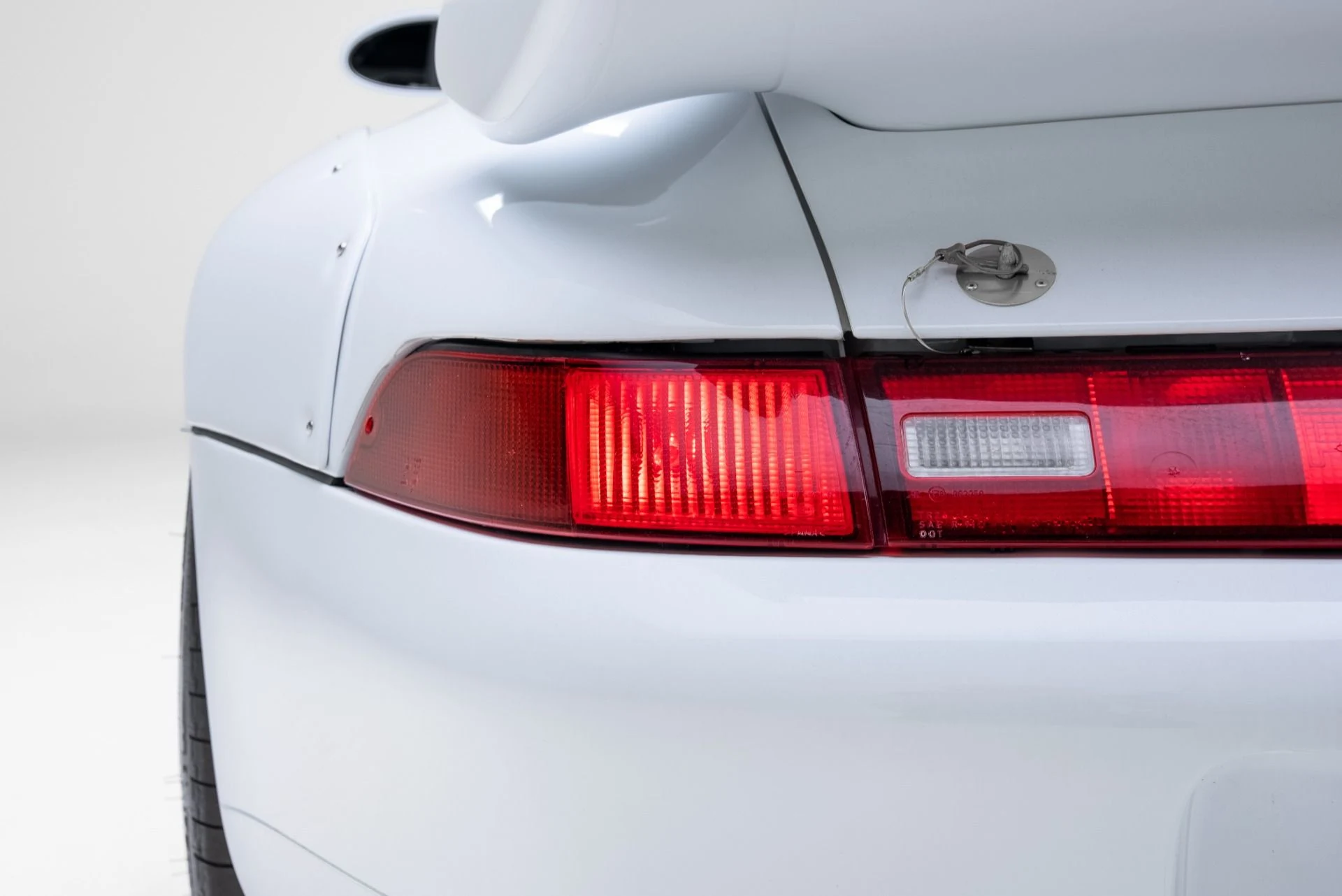 mph046_1724735481_Used_1997_Porsche_911_993_Cup_38_RSR_1773179300_351bba86f1