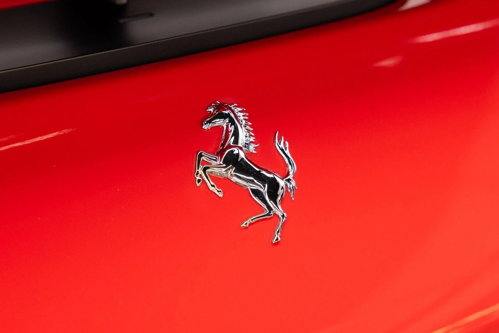 mph046_1751568744_Used_2021_Ferrari_F8_Spider_1788440833_d7f5aa7456