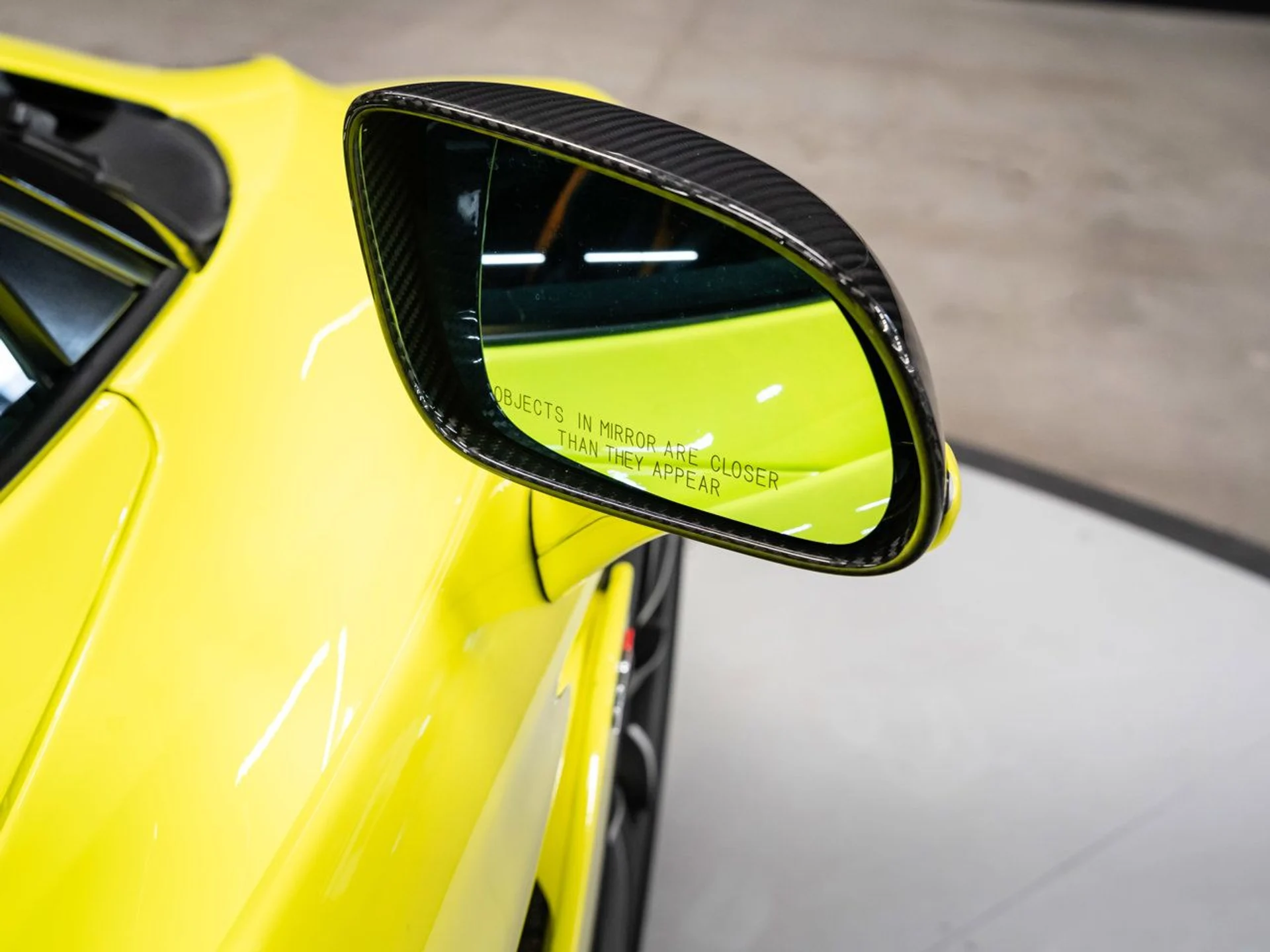 mph046_176097917_mclaren_720s_2018_3944b56e01