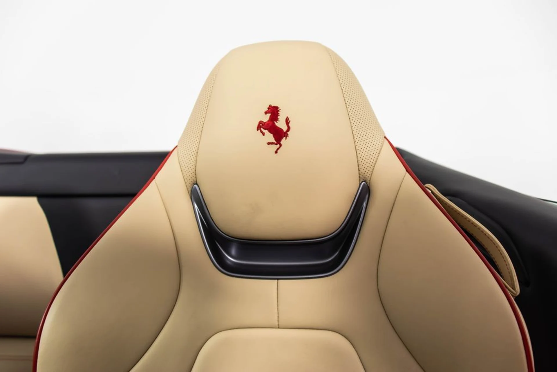 mph046_1761751603_e4ab3b239e51e424c51a75d4717d387fx_b7f3f02c1b