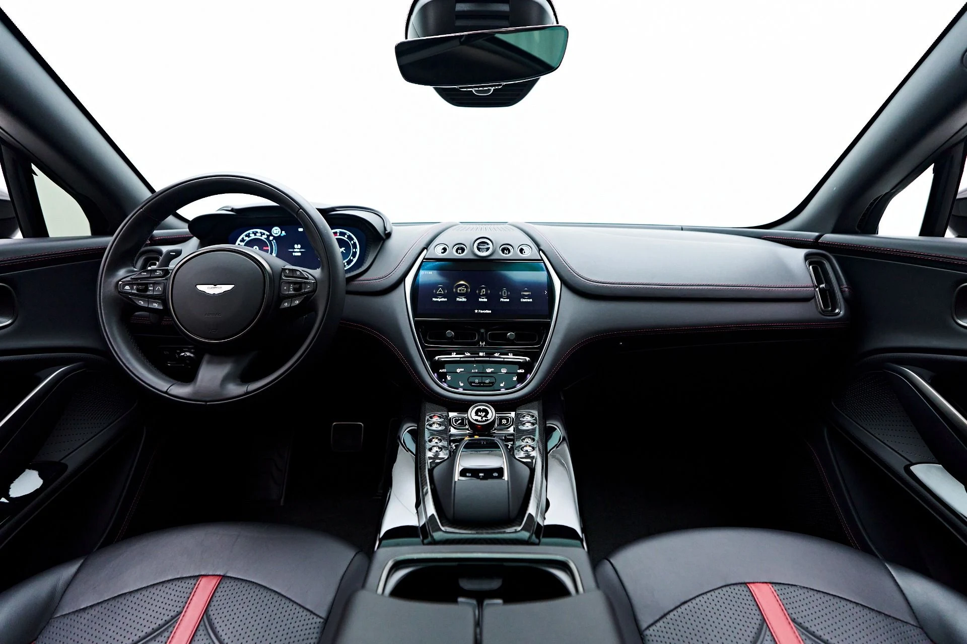 mph046_1772189080_Used_2023_Aston_Martin_DBX_707_1731378416_c0a3600bc9