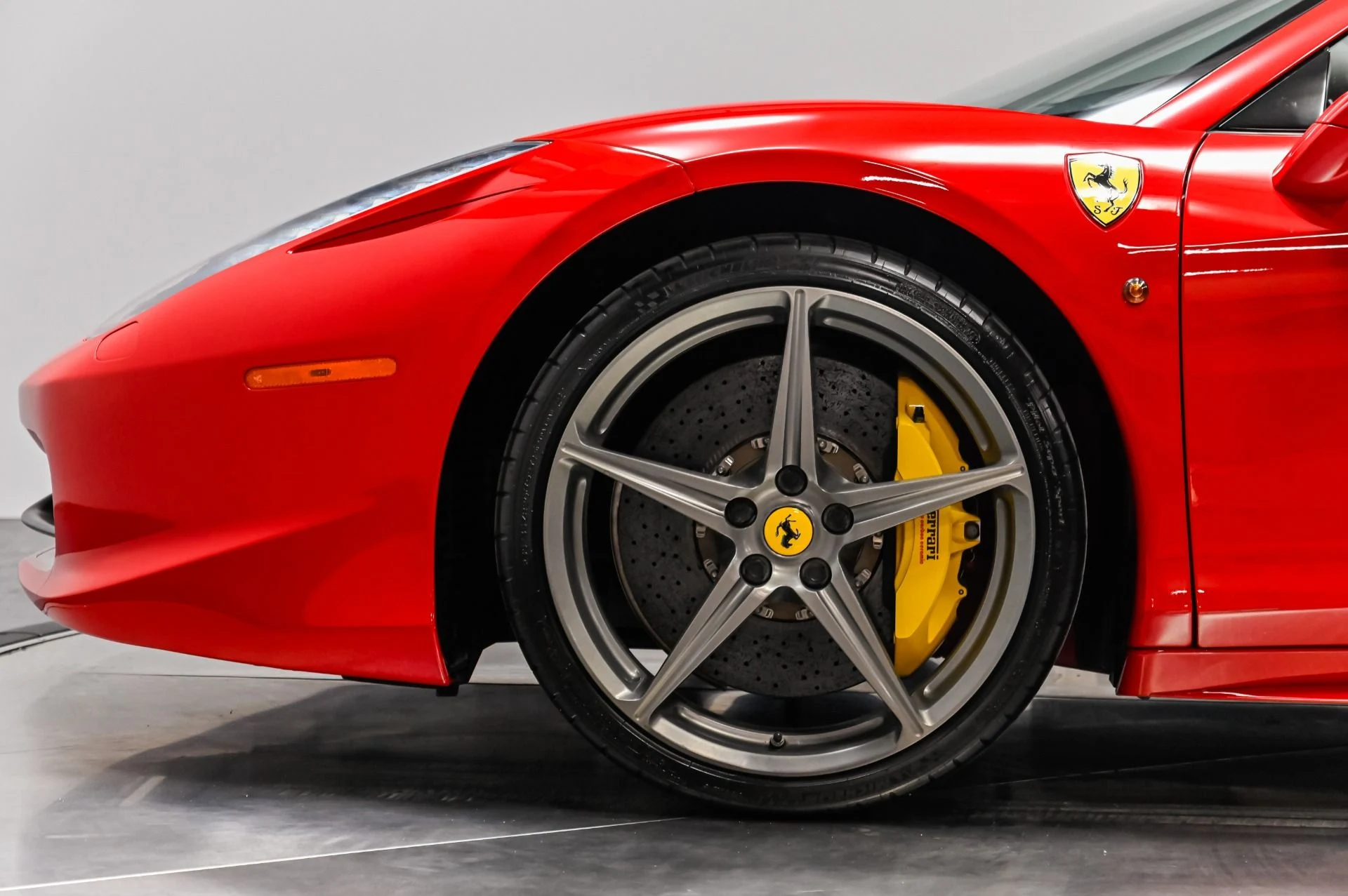 mph046_1788967242_Used_2013_Ferrari_458_Spider_1788115023_e886b92397