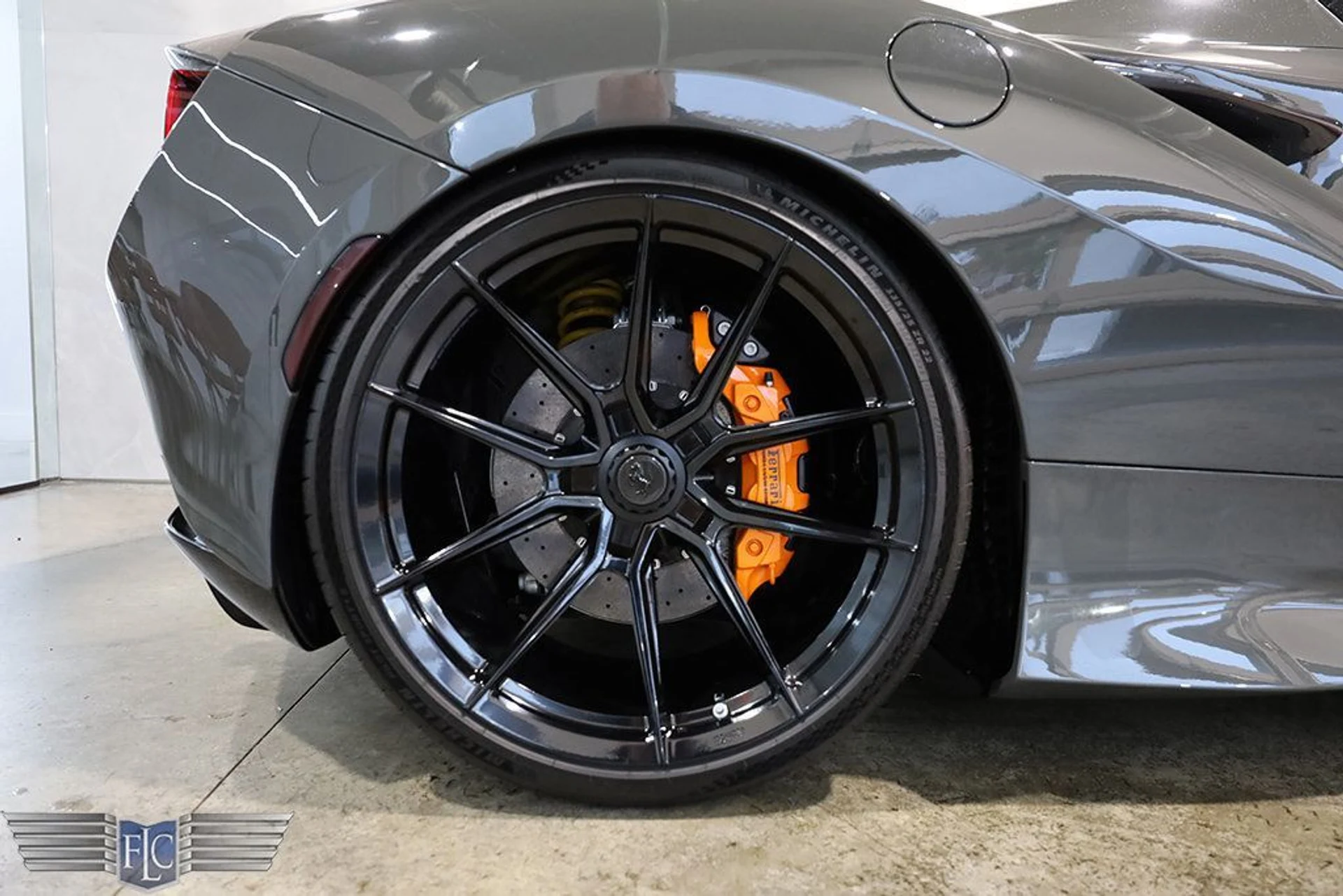 mph046_1799465225_used_2023_ferrari_f8_spider_convertible_9689_22975625_47_1024_2a7e8f60a1