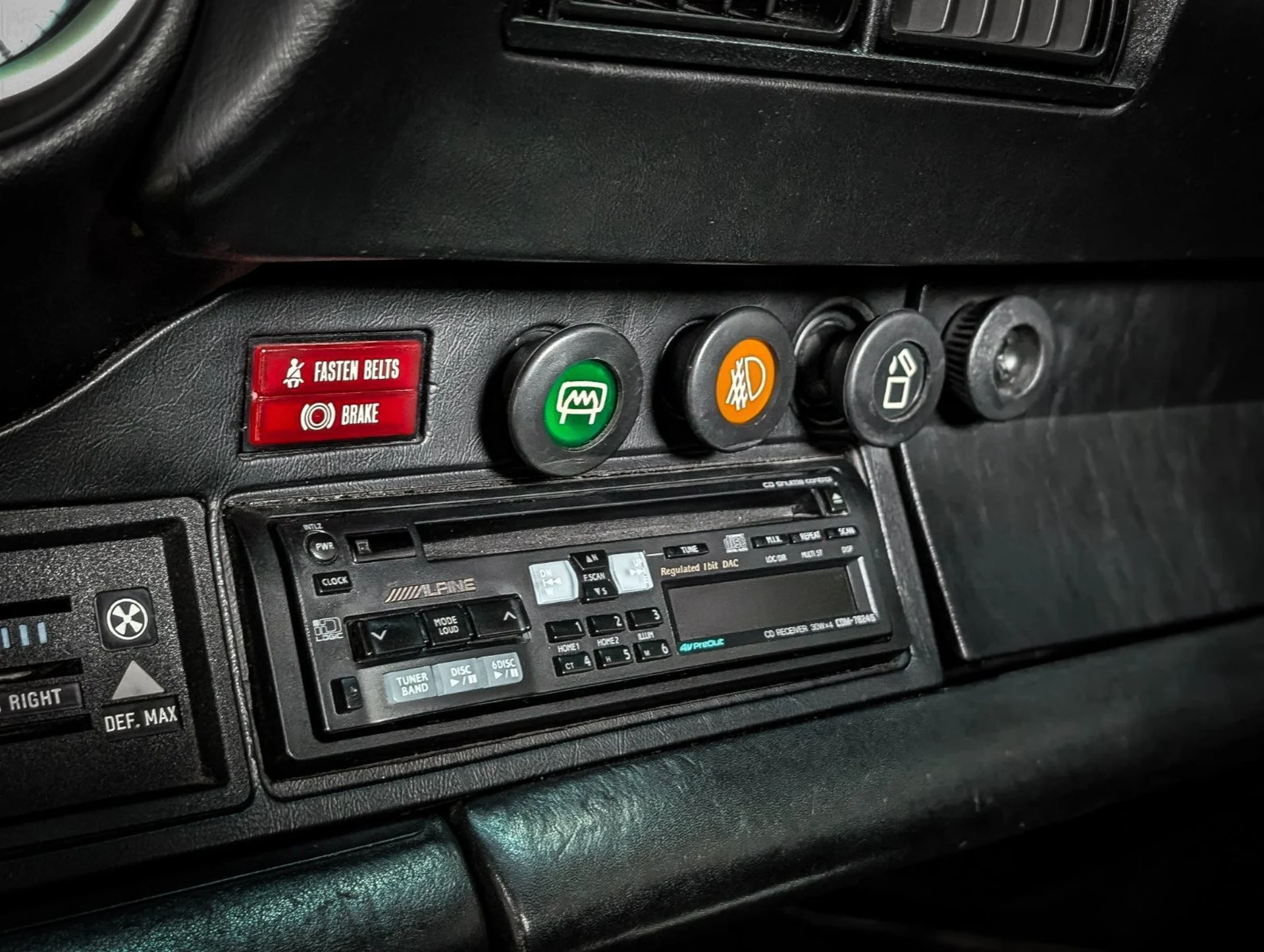 mph046_1805559742_36435187_06687_1979_porsche_911_017_298677da6e