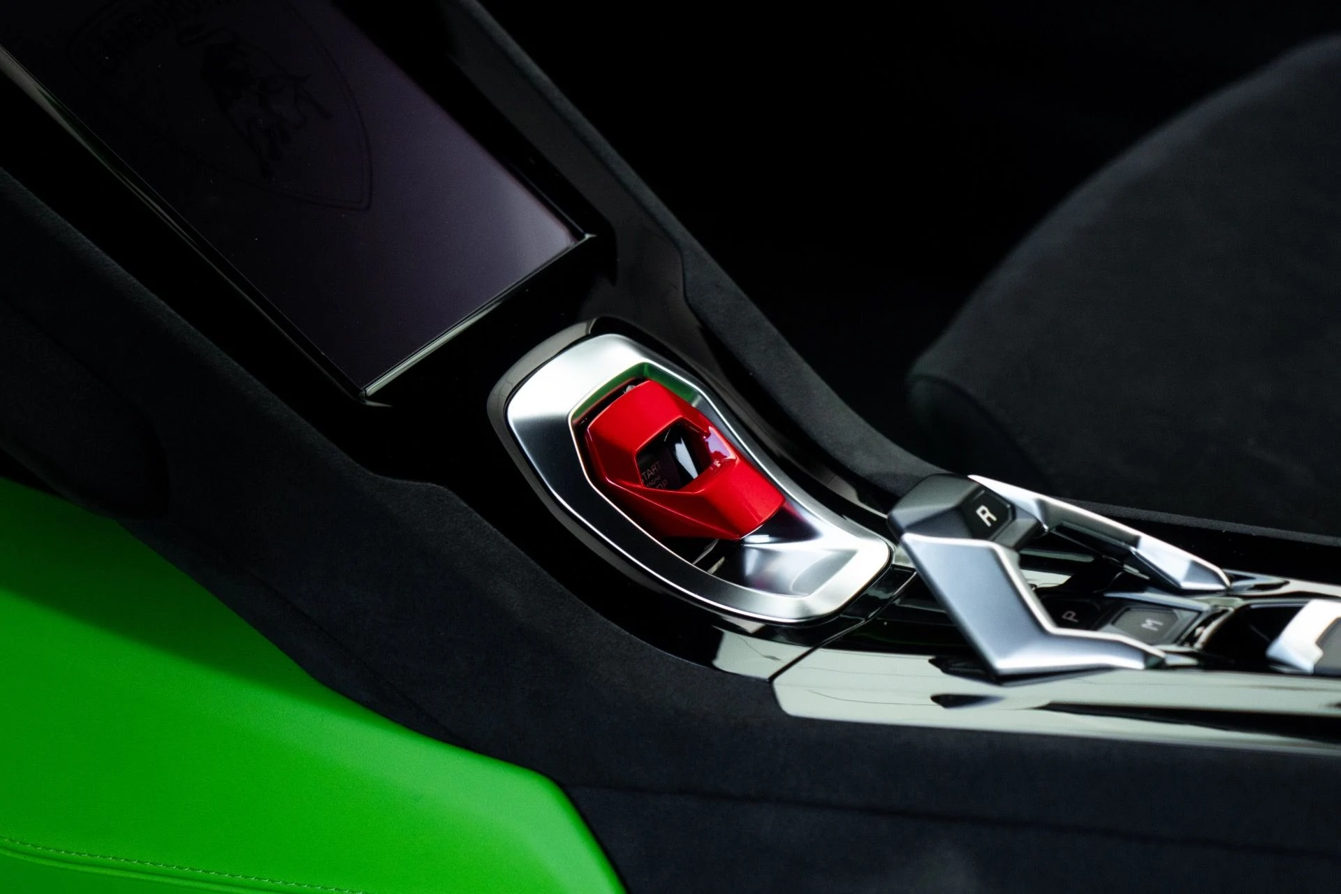 mph046_1824072553_Used_2023_Lamborghini_Huracan_Tecnica_1761058582_b62c19403d
