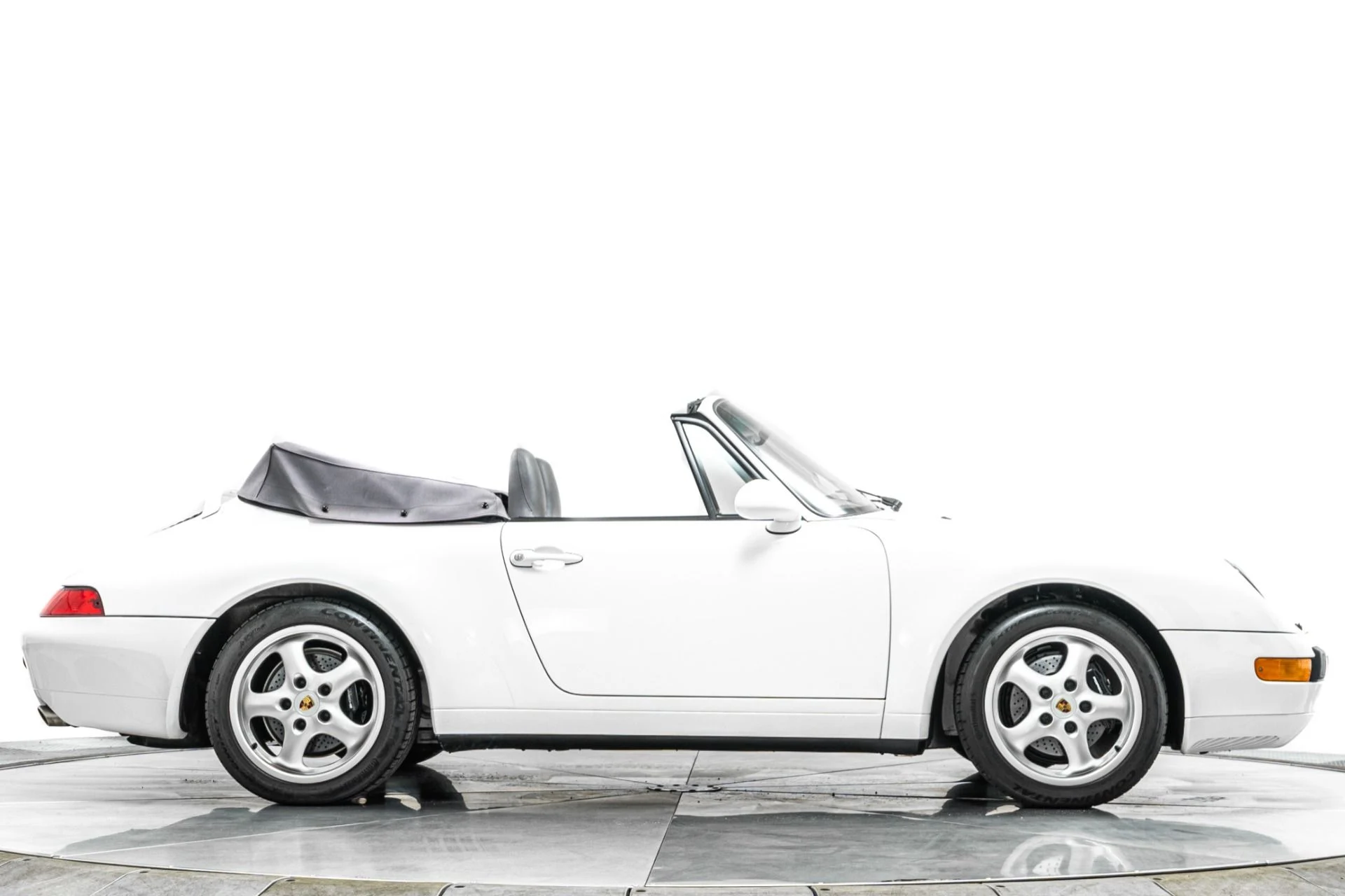 mph046_1849496808_Used_1995_Porsche_911_Carrera_1788212856_338f46f724