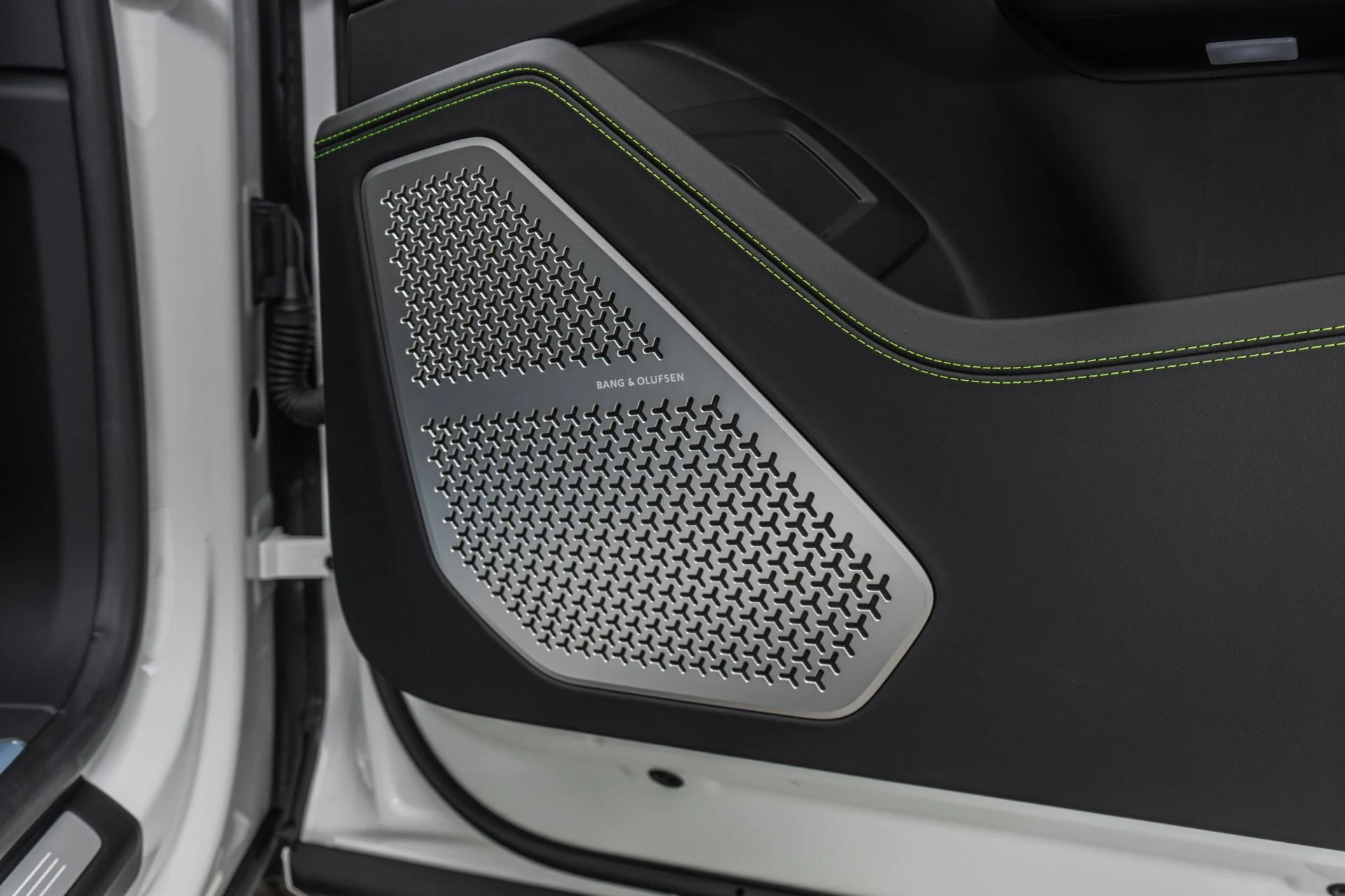 mph046_1854739605_Used_2021_Lamborghini_Urus_Q_Citura_interior_Ventilated_Front_Seats_with_Massage_1772724519_cecb17d4c3