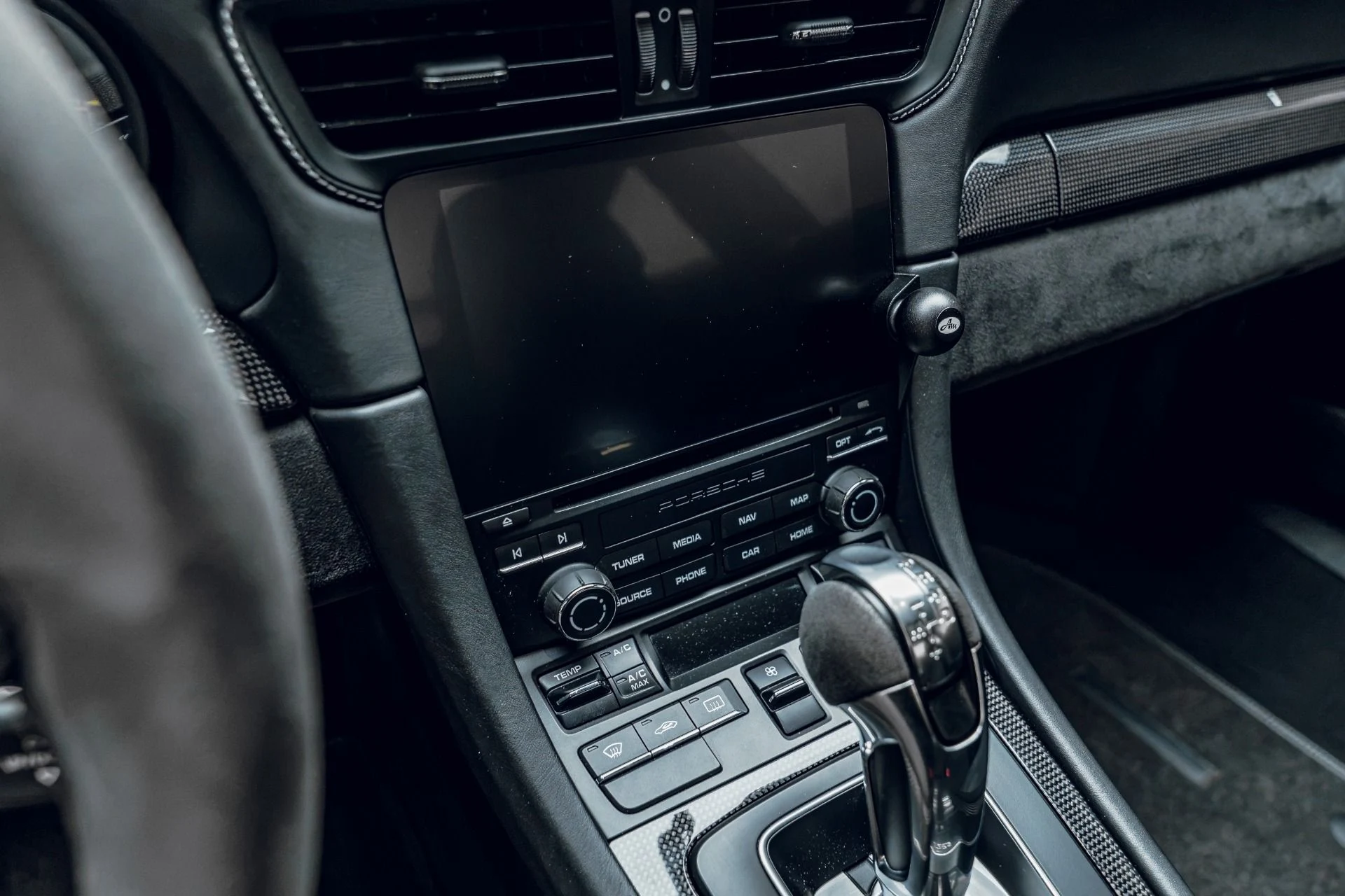mph046_1870953501_Used_2018_Porsche_911_GT_2_RS_1783012767_07a618666f