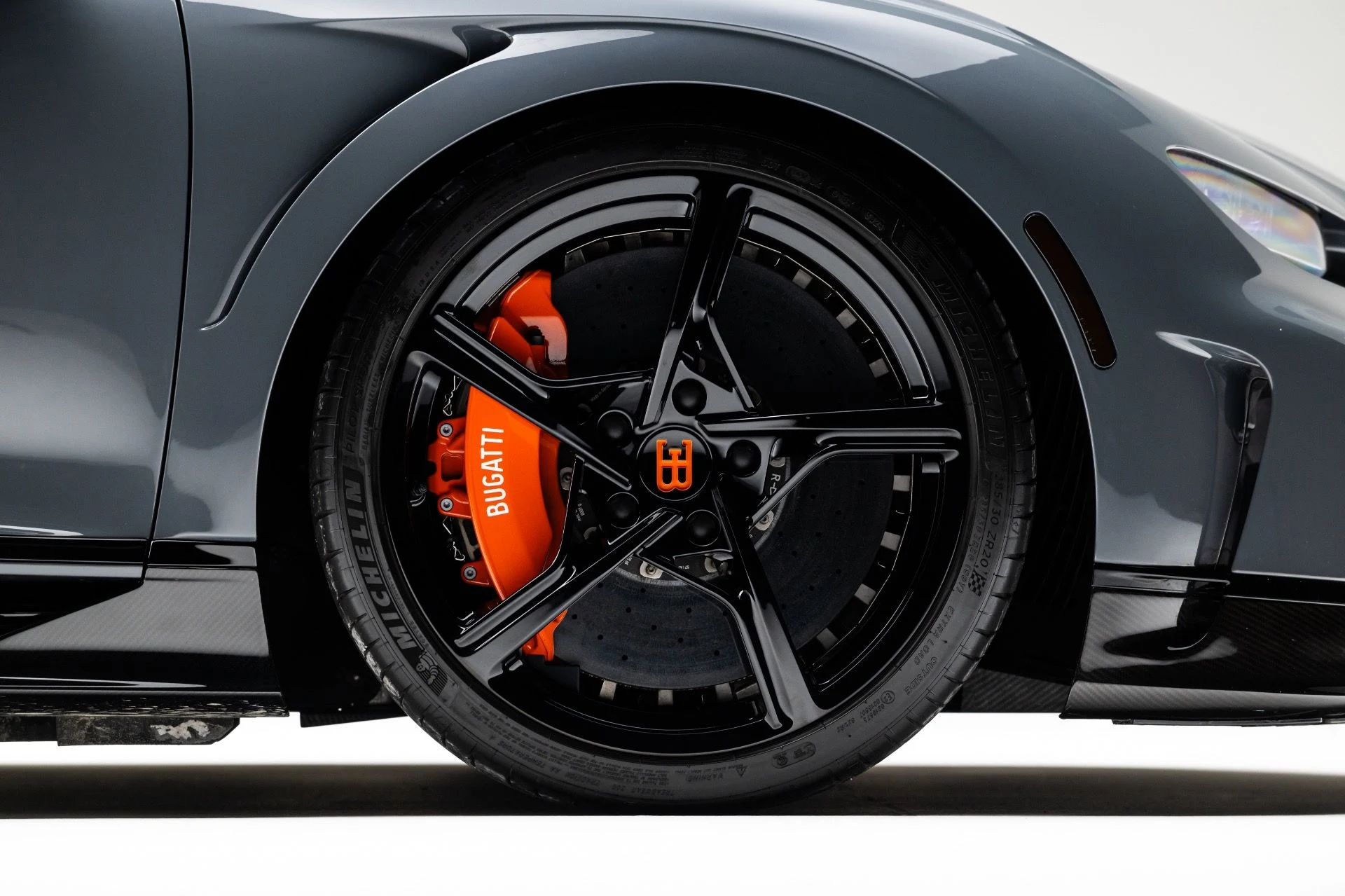 mph046_1871941304_13316_p47_l_df4e8ba7eb