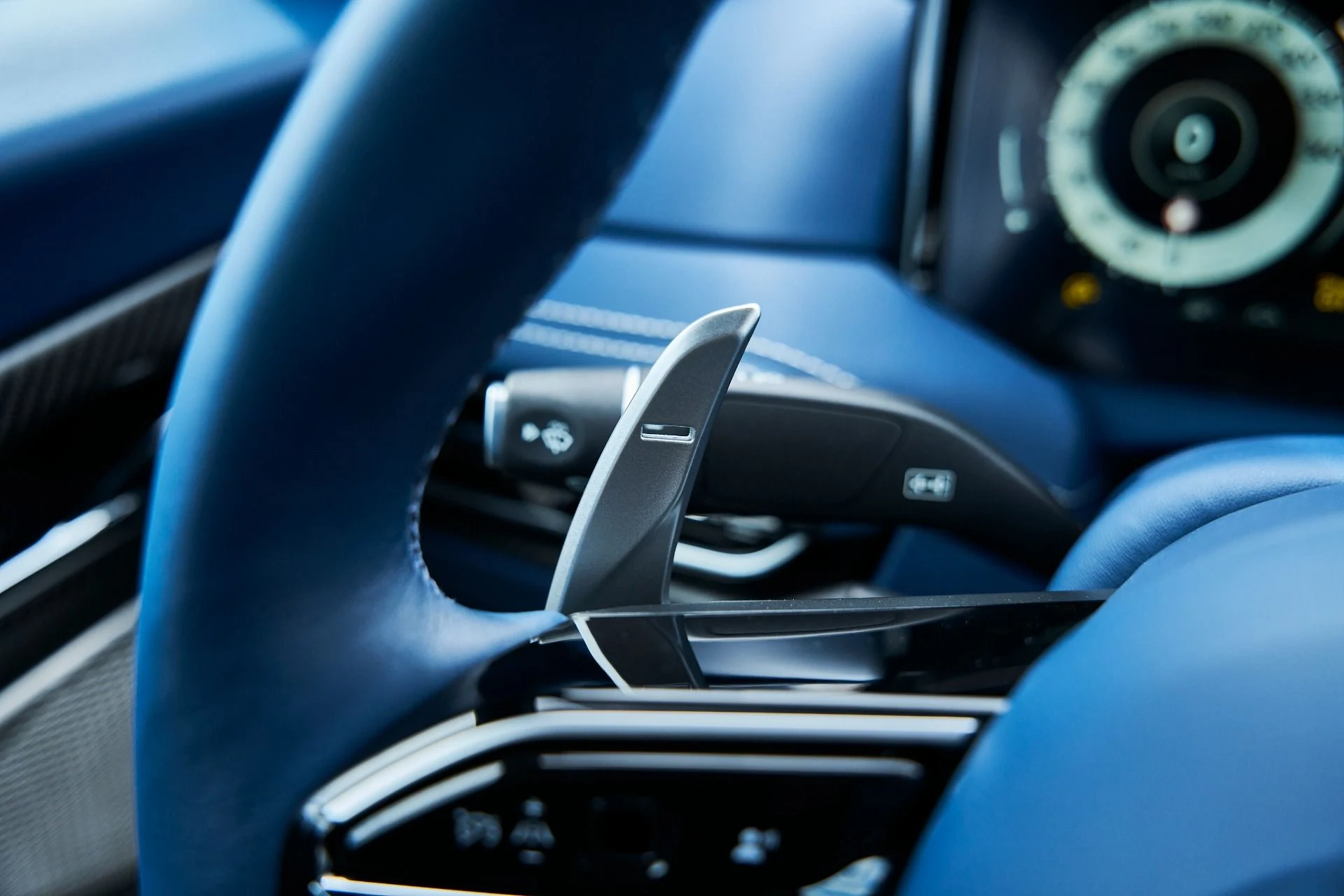 mph046_1926699765_Used_2024_Aston_Martin_DB_12_1772677977_092d1816d0