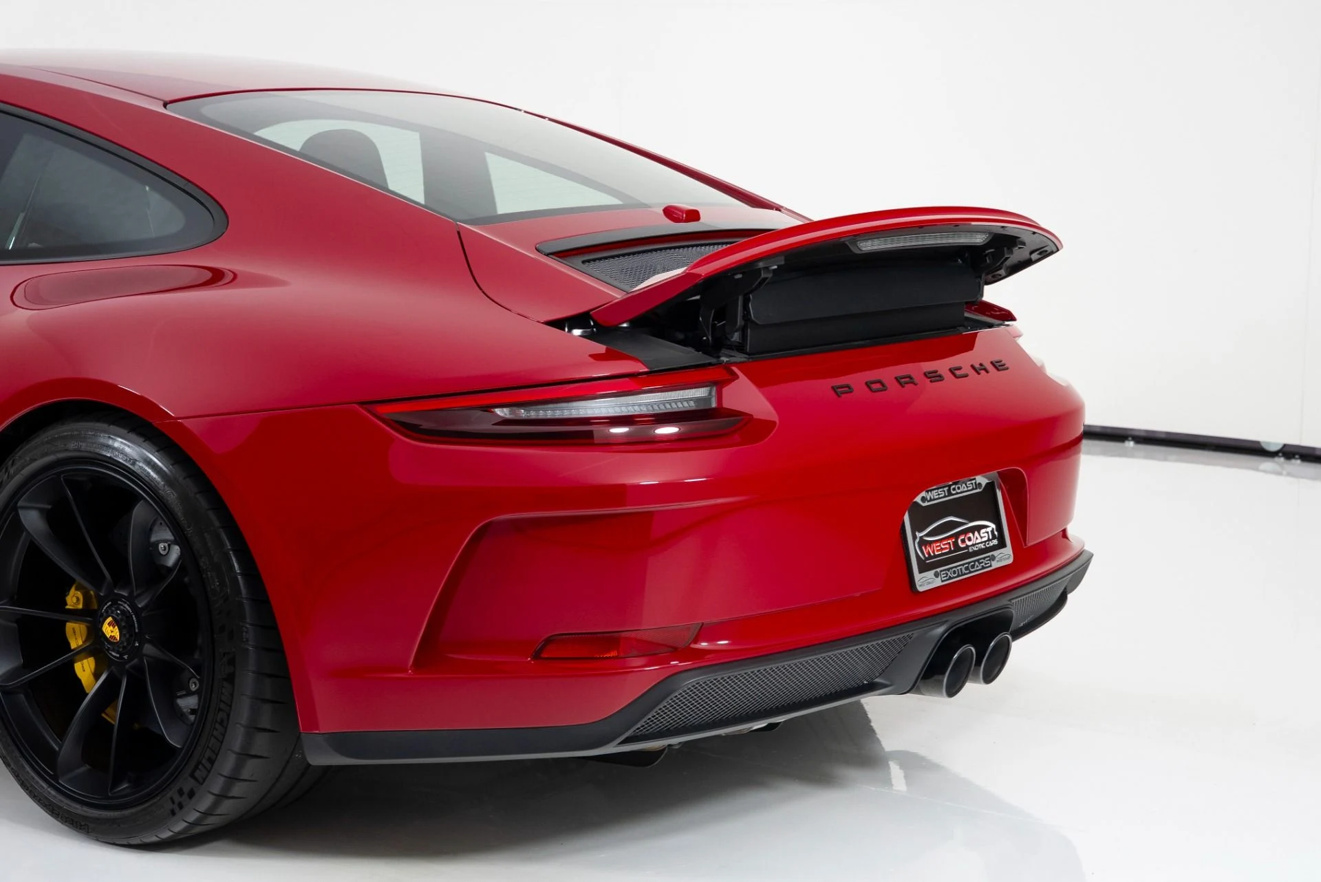 mph046_1993844446_Used_2019_Porsche_911_GT_3_1757463301_fdbbbcbd83