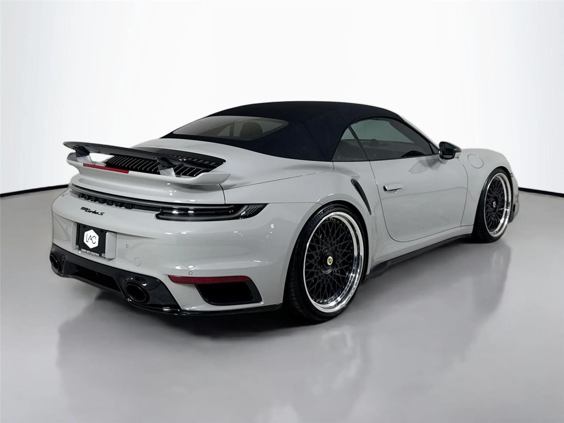 mph046_2001492711_52772dc6ecf71b5e5404d87613084f01_904dbaebaa