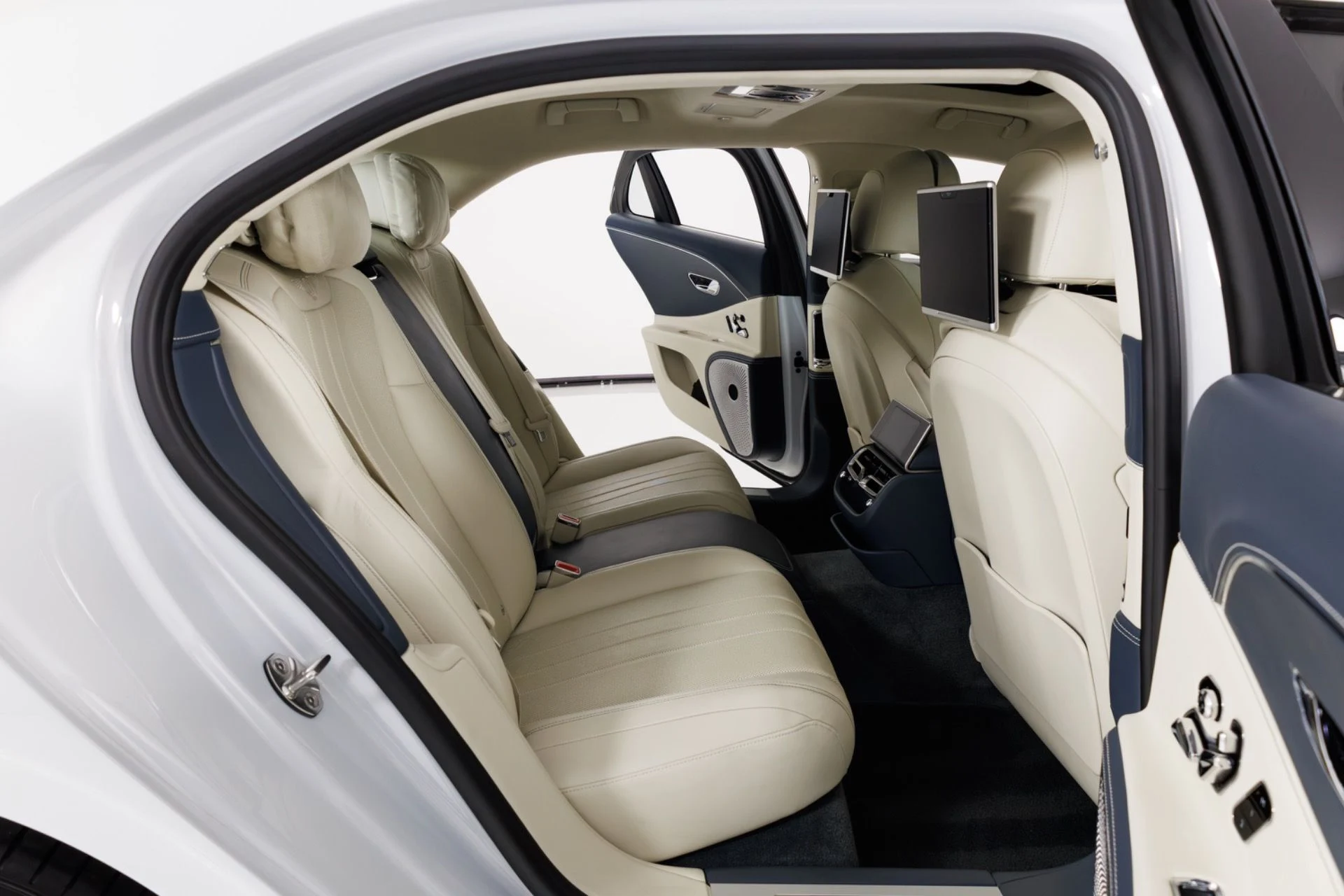 mph046_2029097179_Used_2020_Bentley_Flying_Spur_W12_1776899560_b91e91ca07