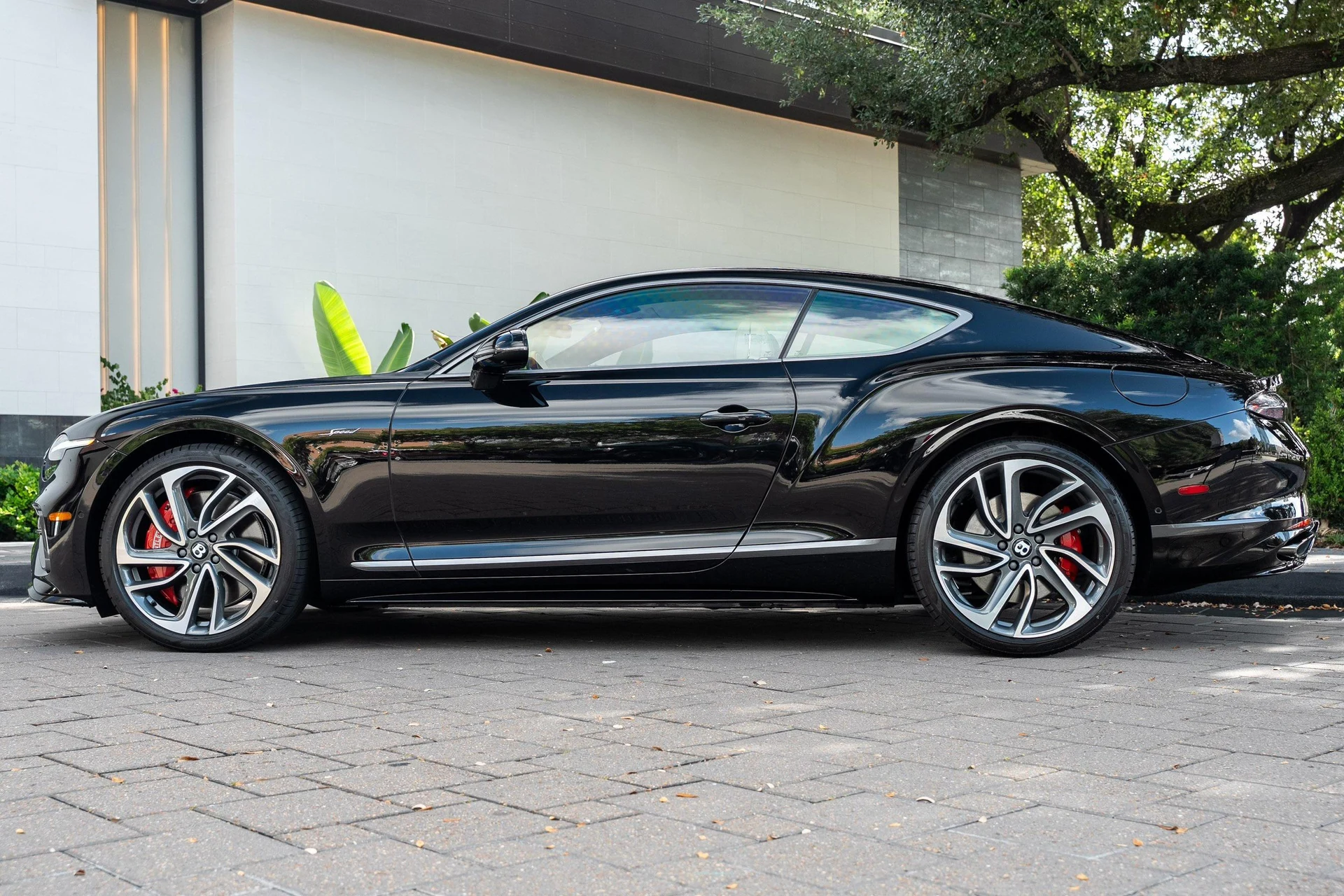 mph046_2037708497_439893878_68885809327455e0273381f0_3600664be6