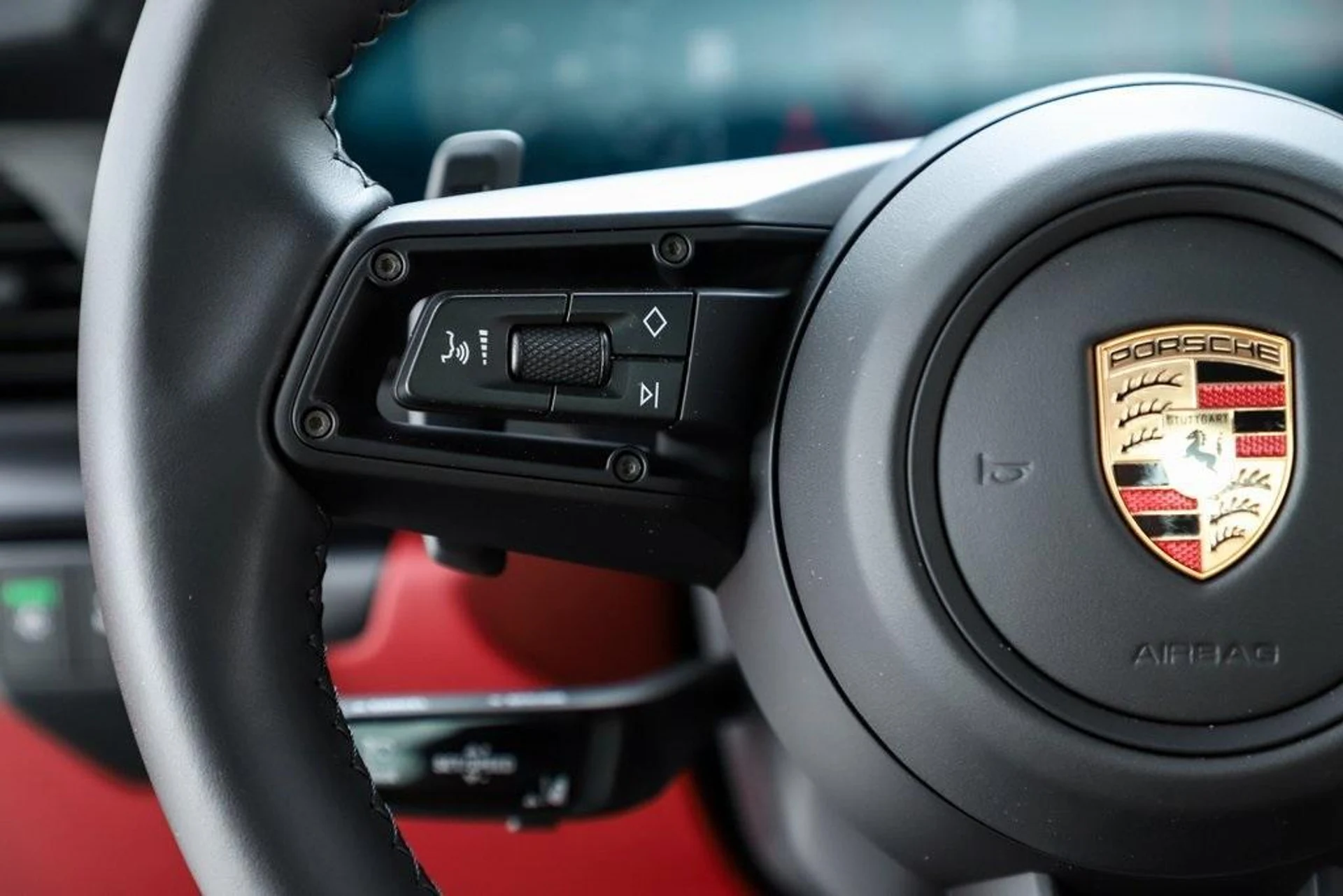 mph046_2040493360_Vj_Ltilr_OY_5_Id_q_HM_8ainqg_DJQSM_9c38becbda